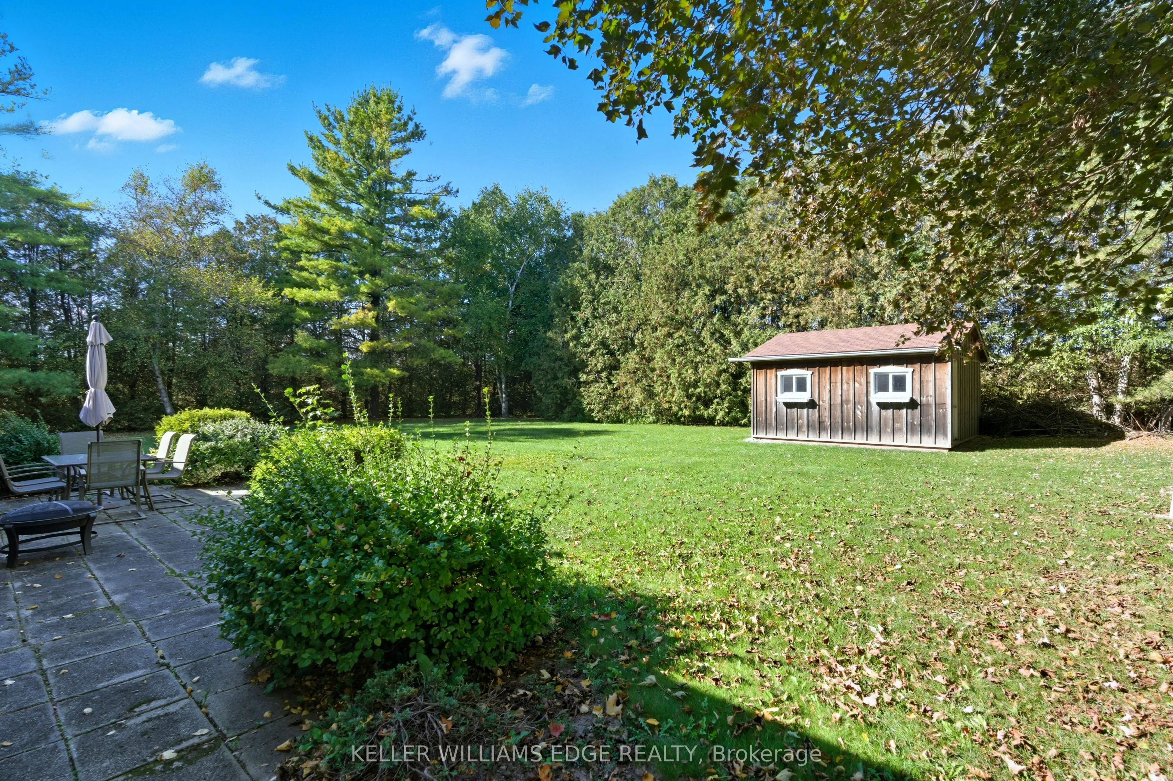 1043 Safari Road