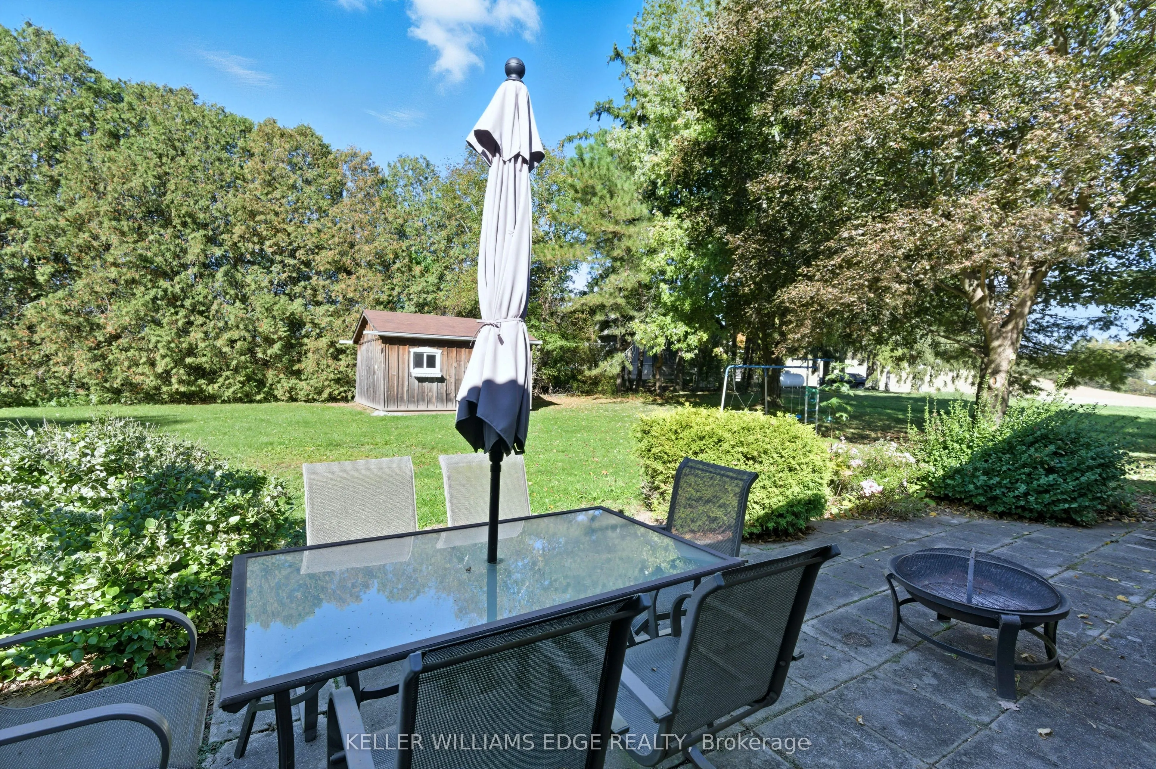 1043 Safari Road