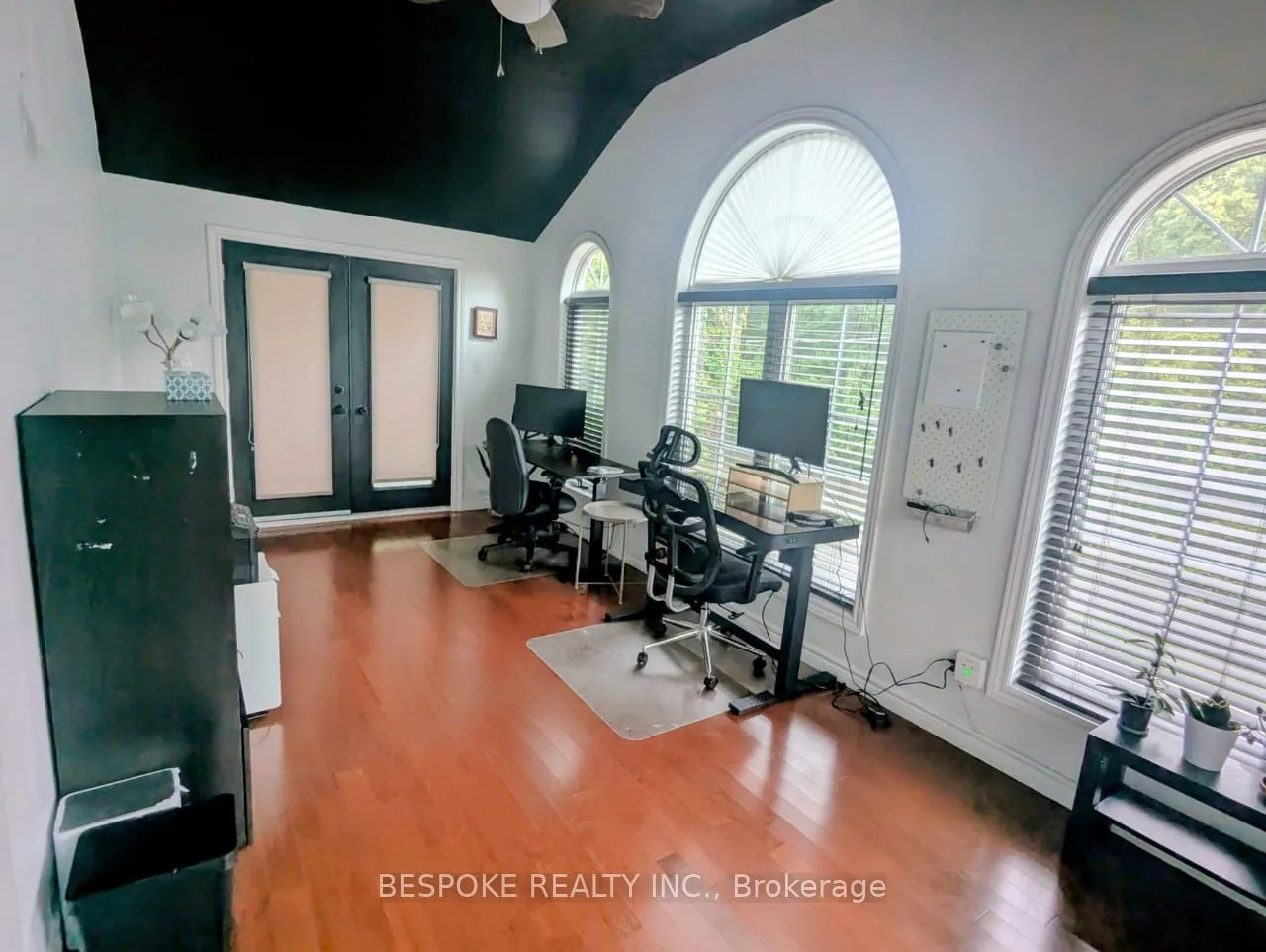6 Henry Street, #Main/Second Floor