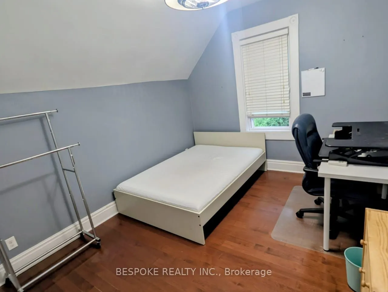 6 Henry Street, #Main/Second Floor
