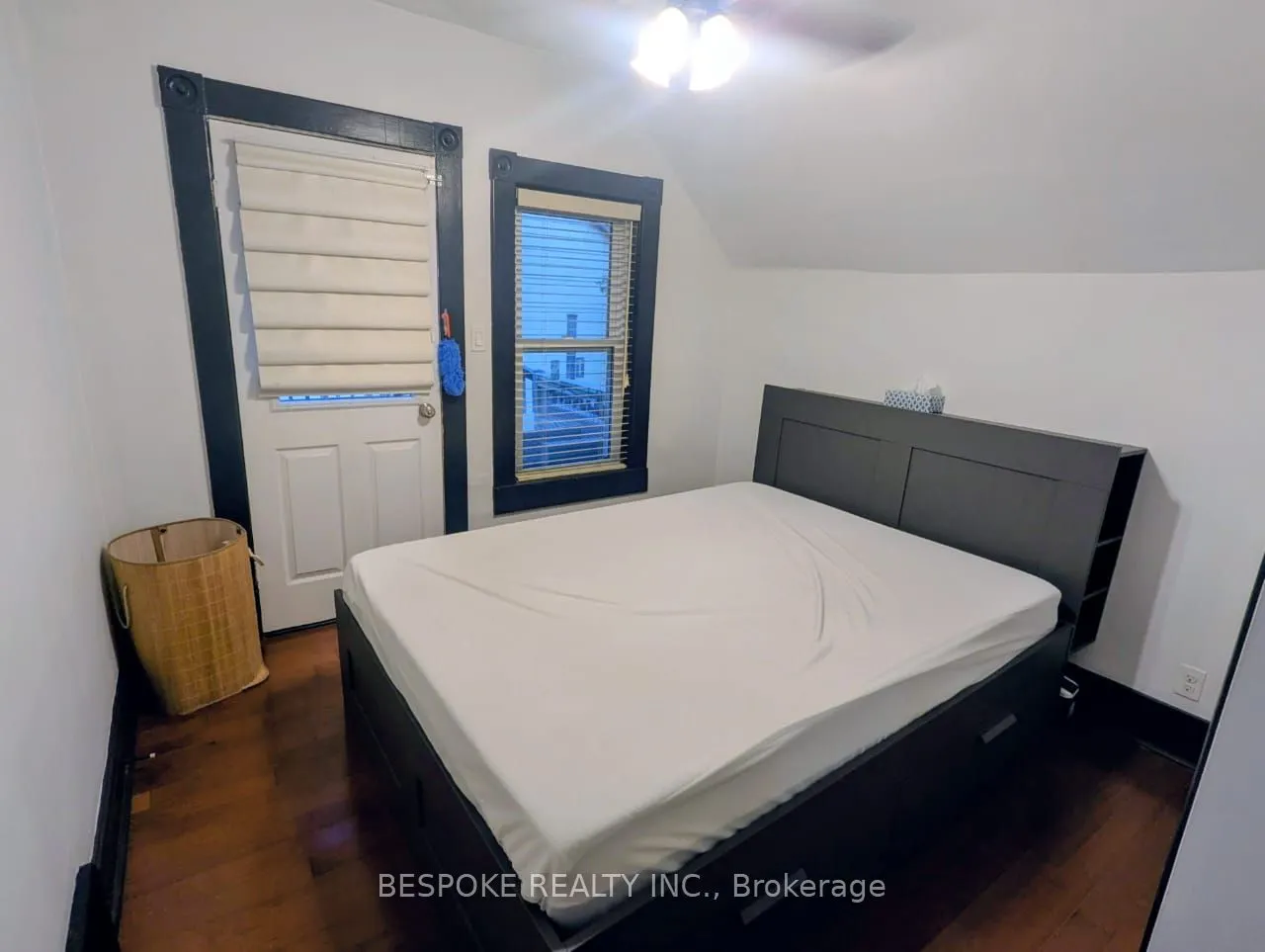6 Henry Street, #Main/Second Floor