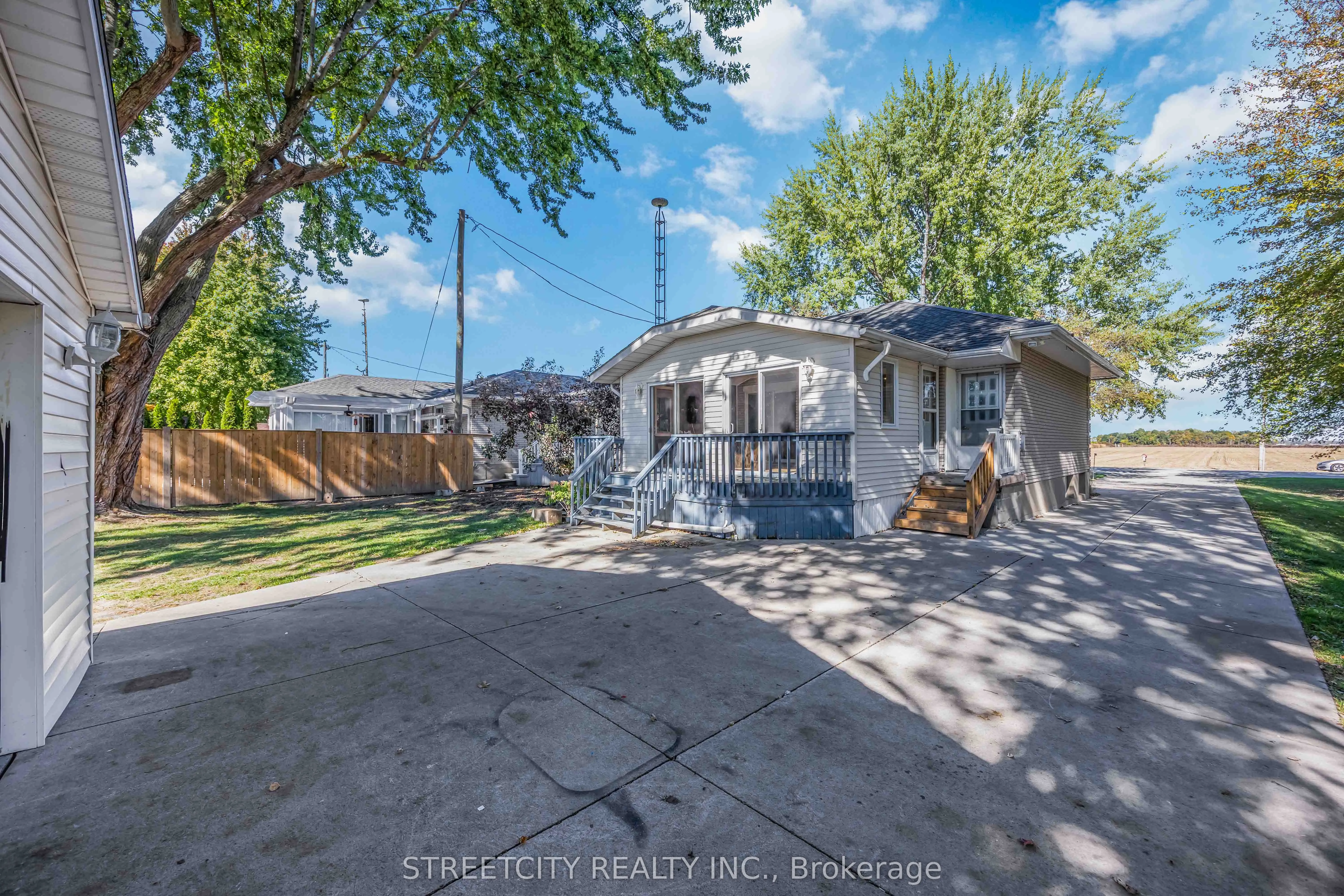 4767 St. Clair Parkway
