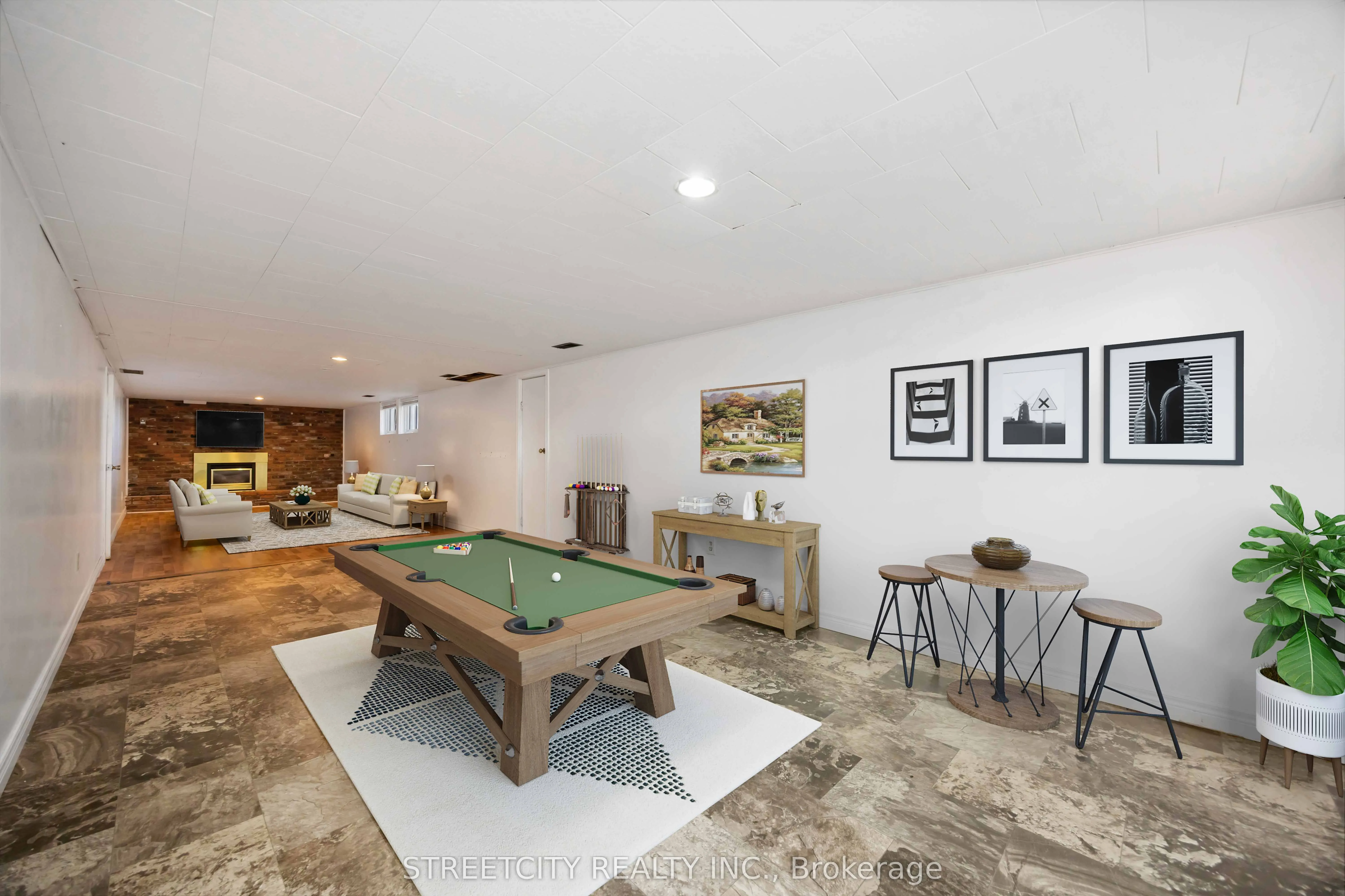 4767 St. Clair Parkway
