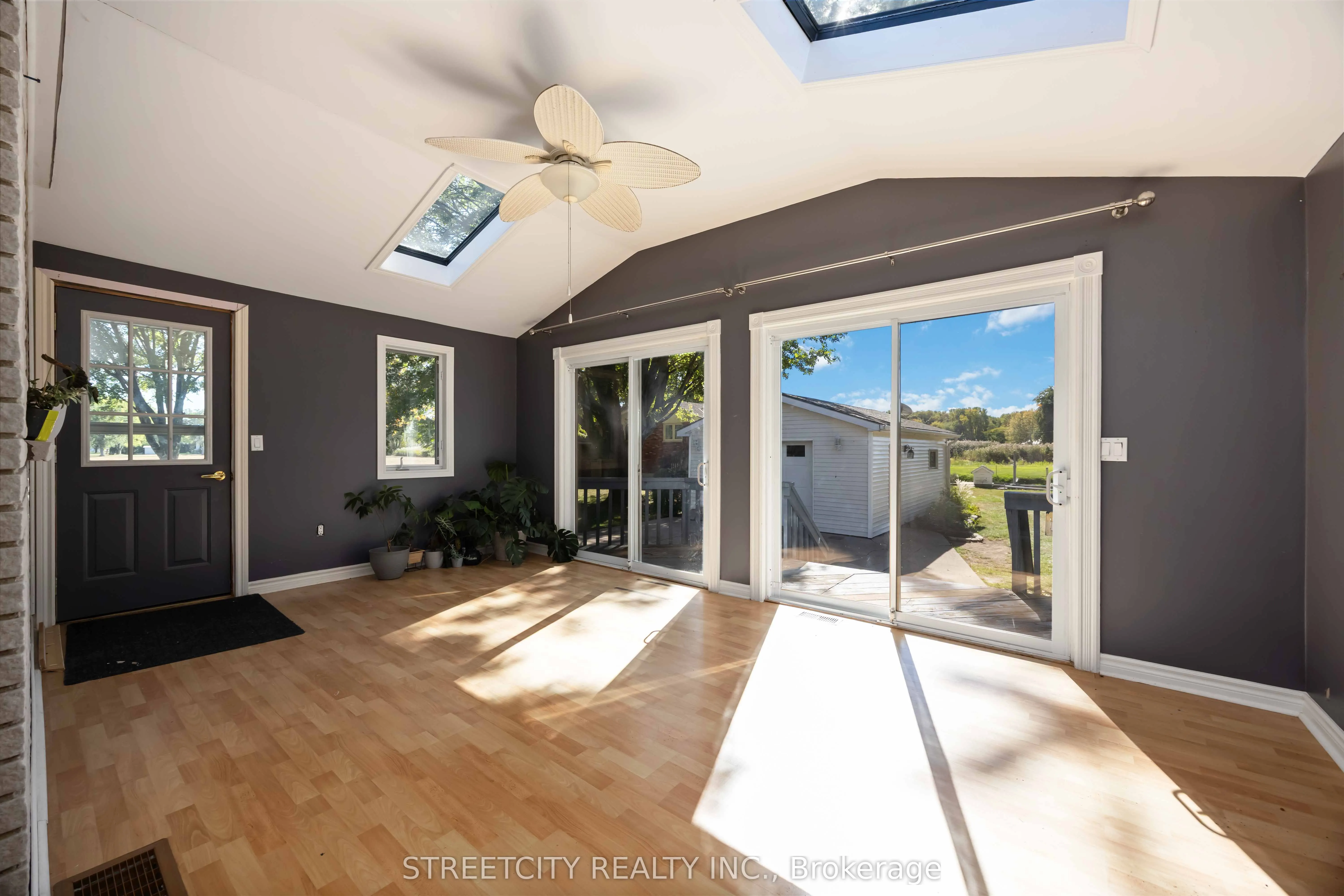 4767 St. Clair Parkway