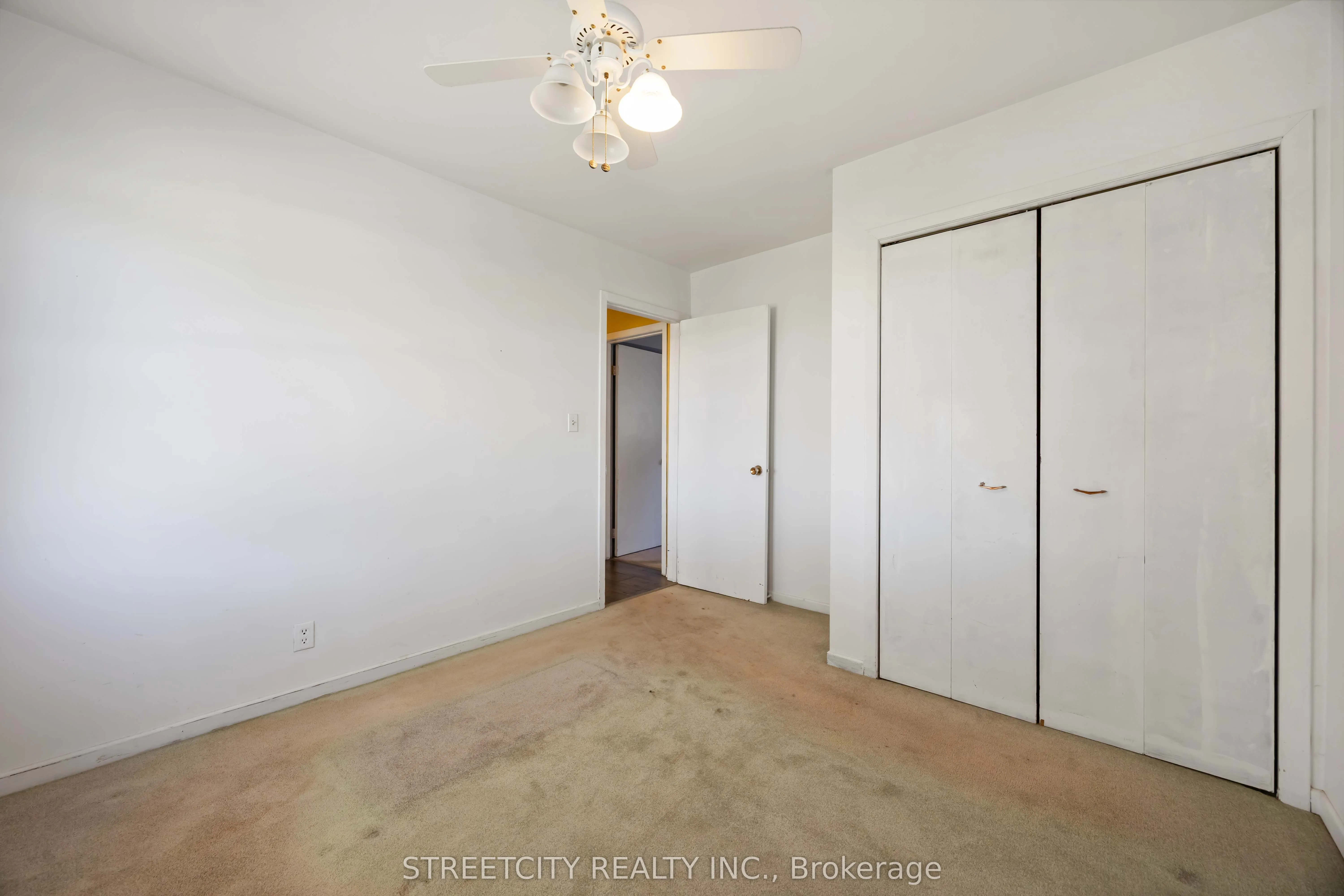 4767 St. Clair Parkway