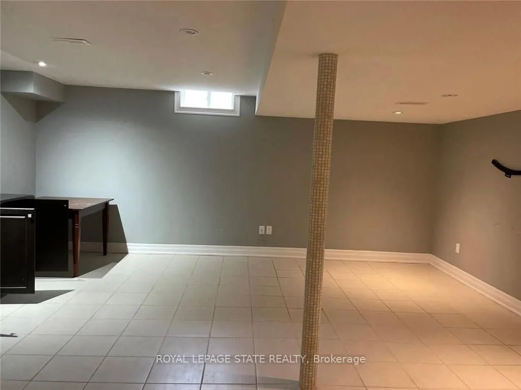 90 Marina Point Crescent
