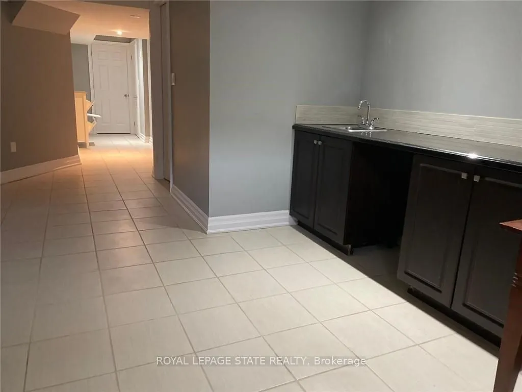 90 Marina Point Crescent