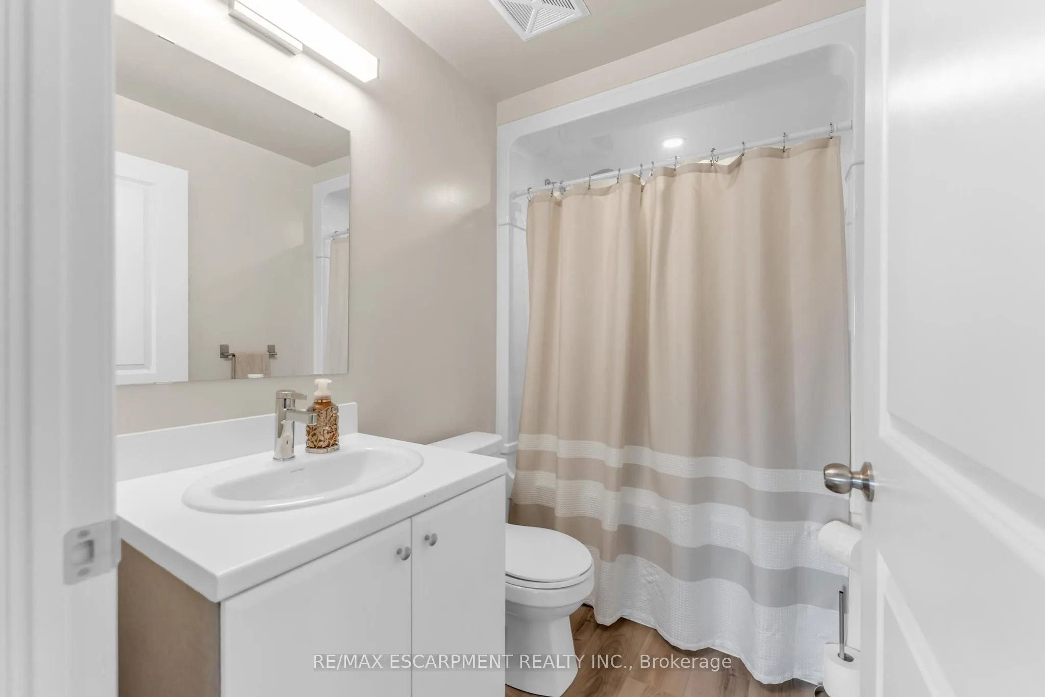 50 Herrick Avenue, #231