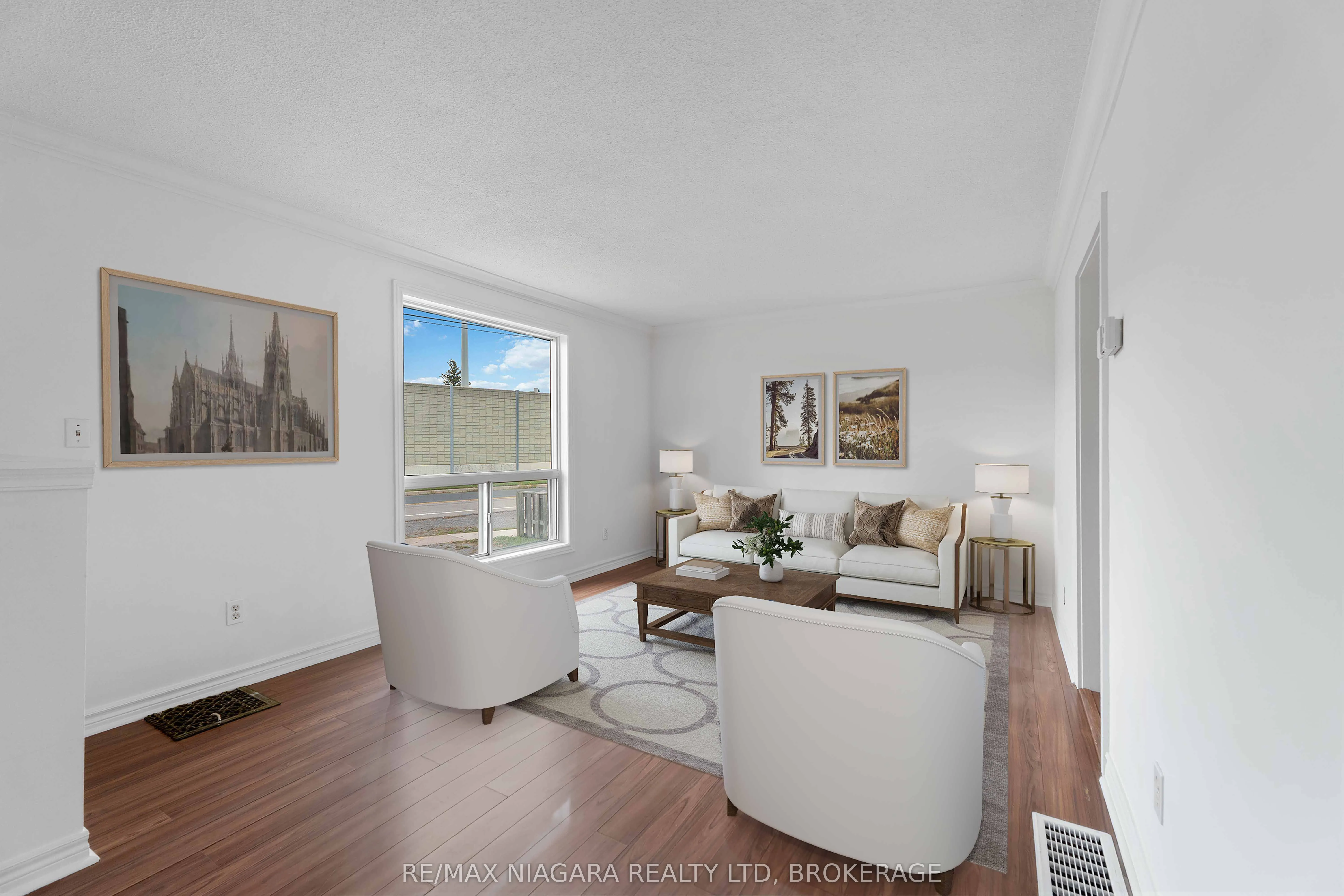 21 Maywood Avenue