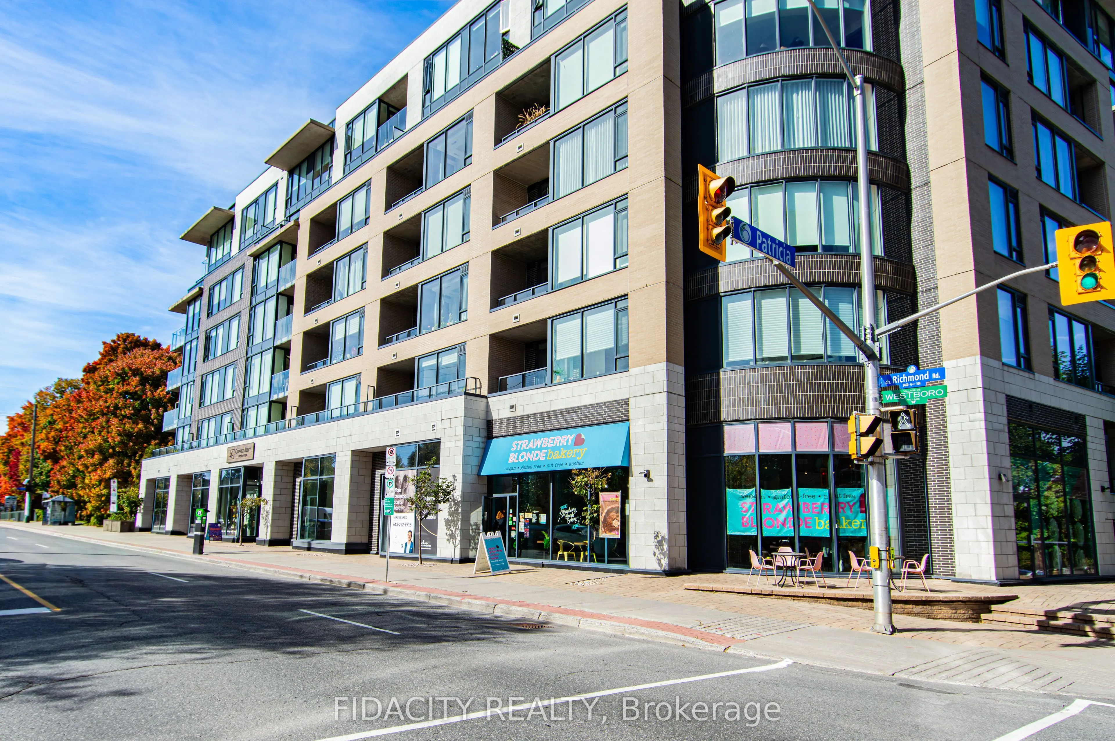 111 Richmond Road, #109