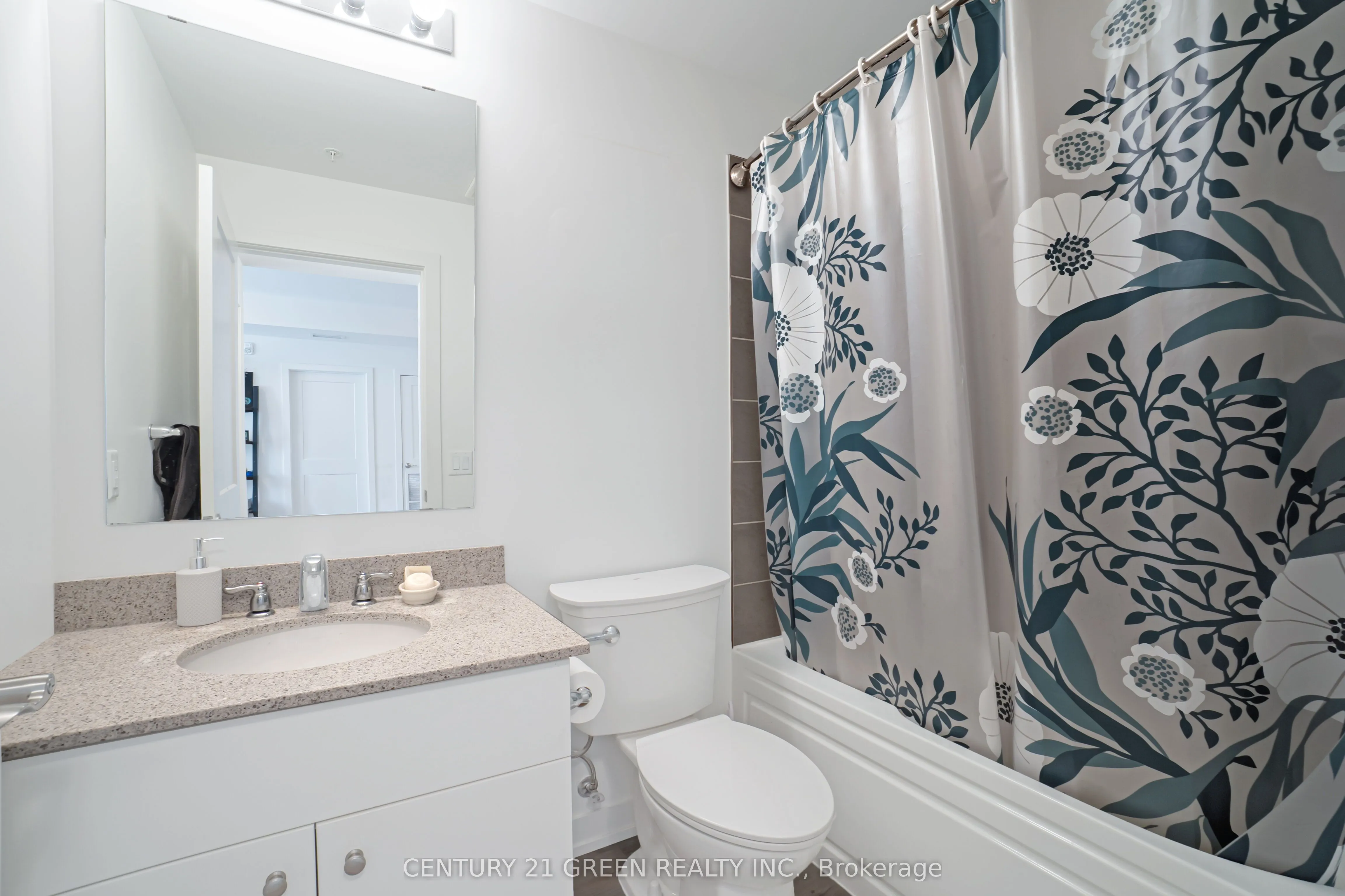 255 Northfield Drive E, #407