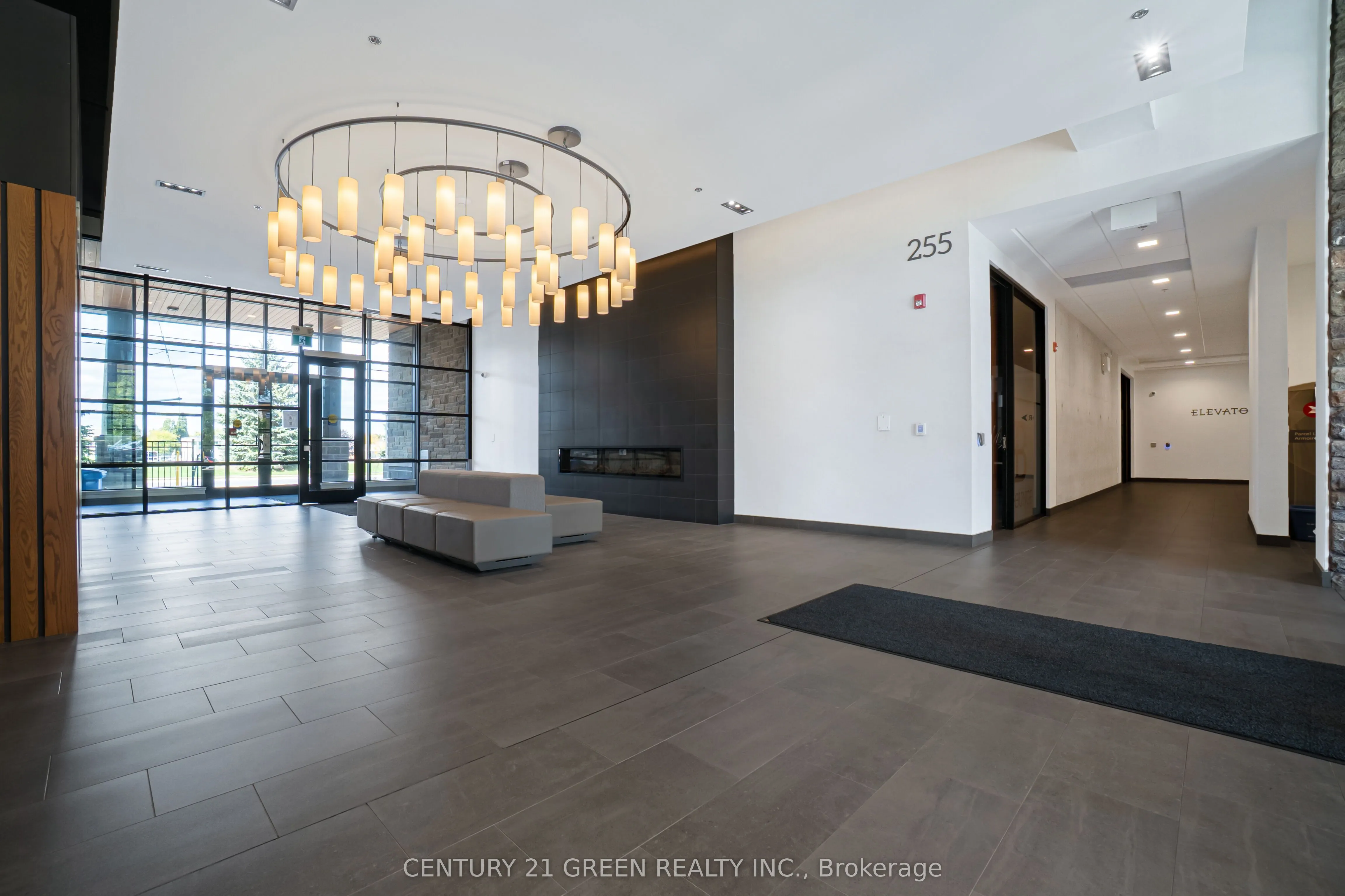 255 Northfield Drive E, #407