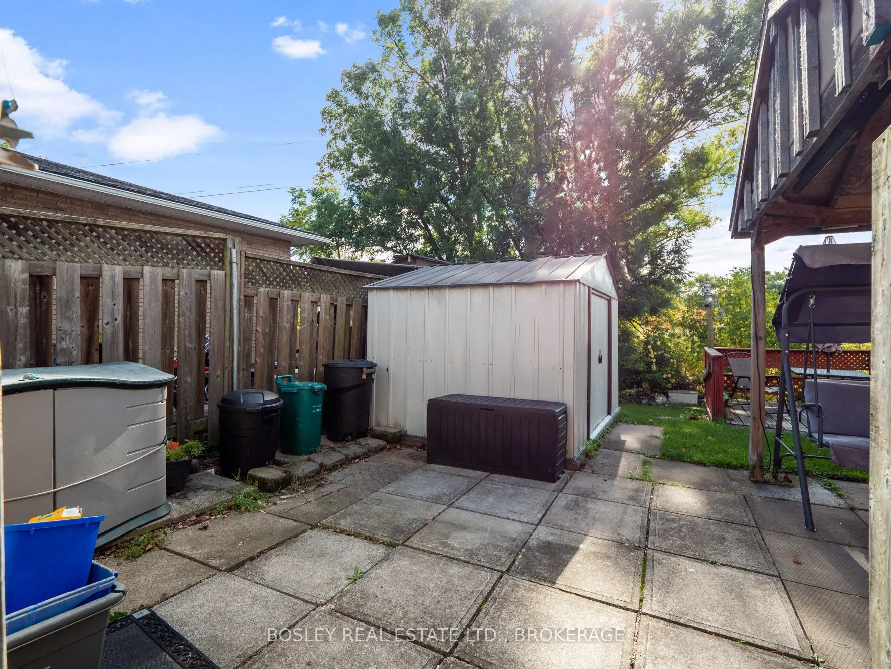 17 Deerfield Parkway