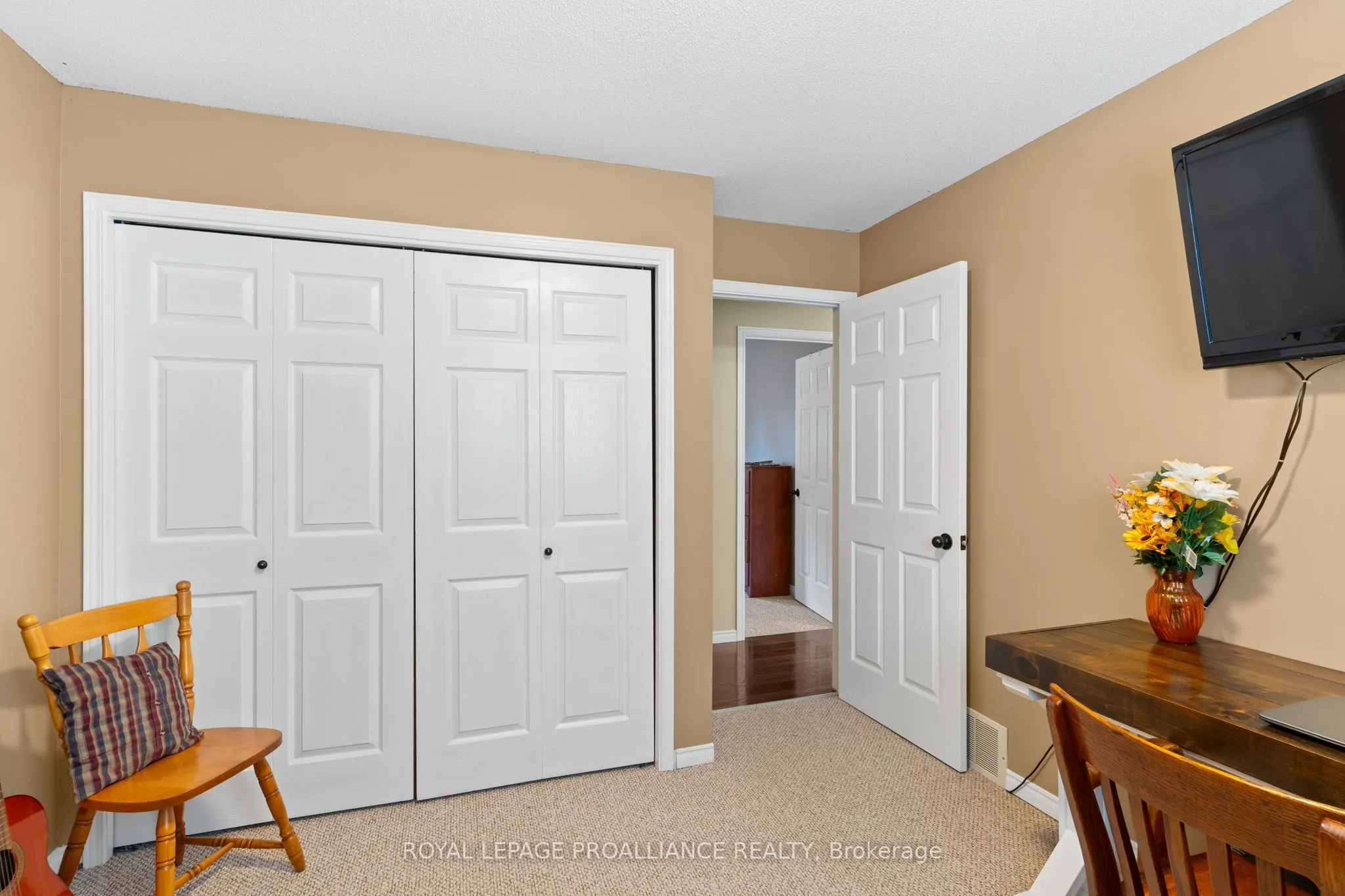 6 Layng Drive