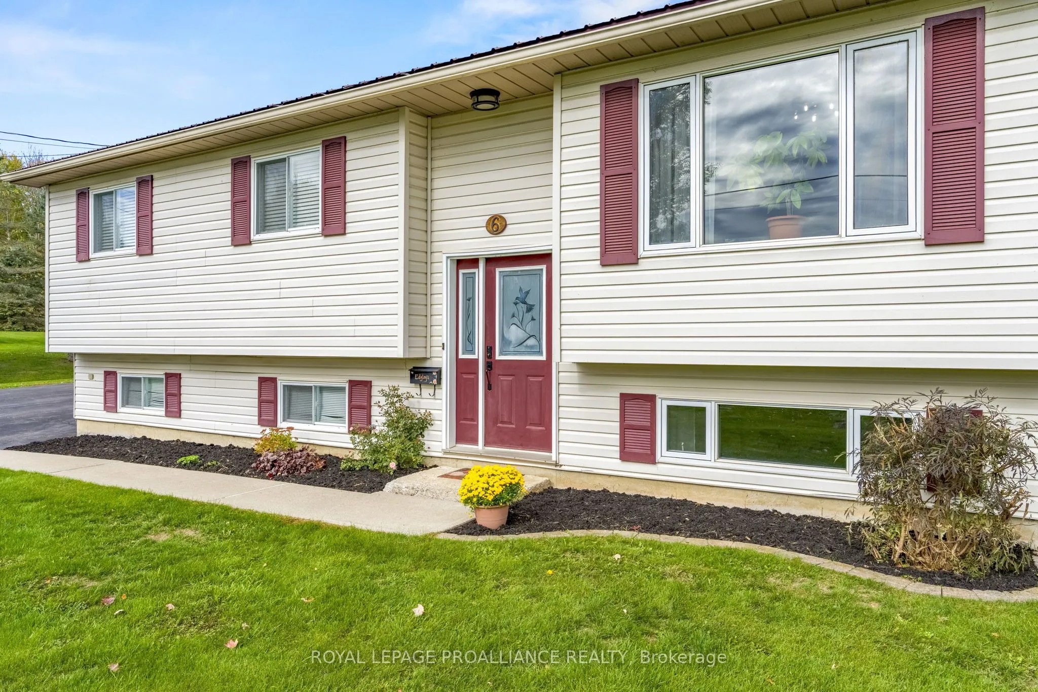 6 Layng Drive