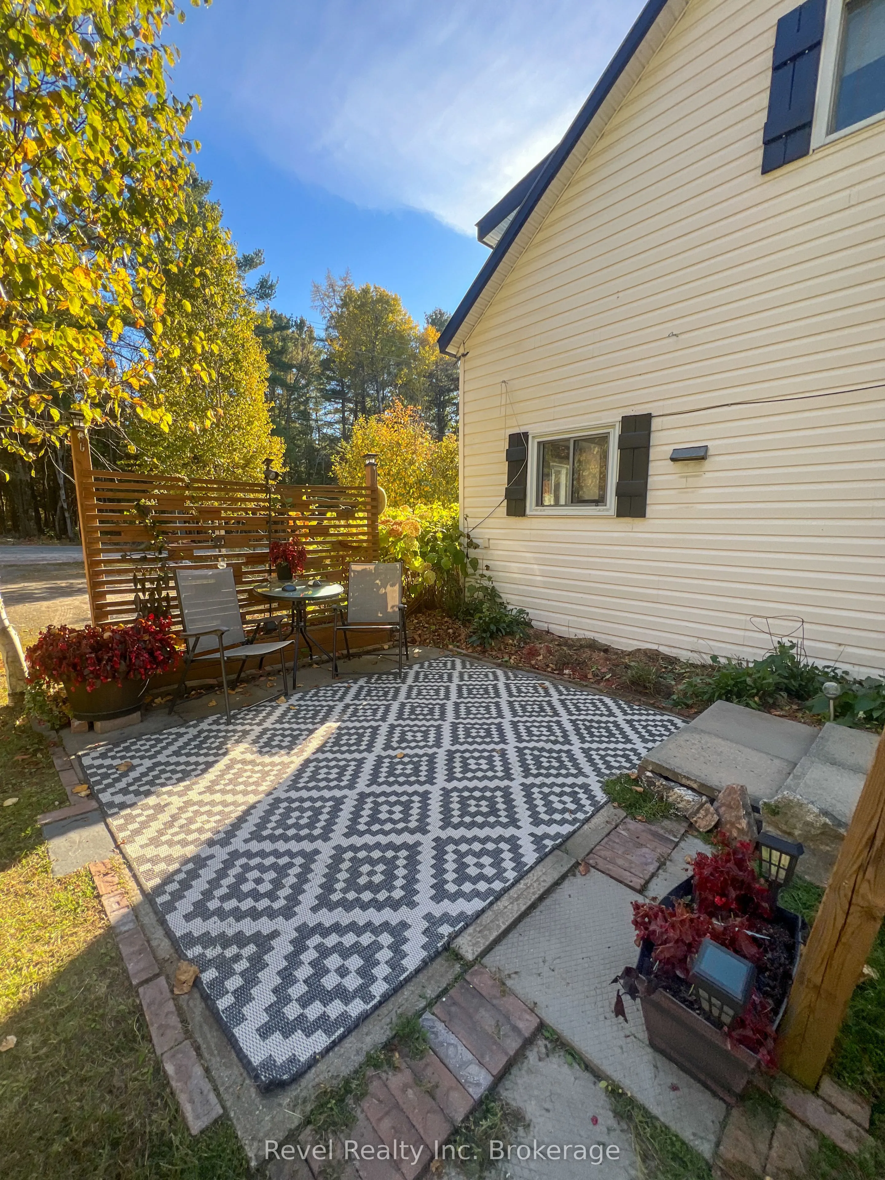 1011 Dokis Reserve Road