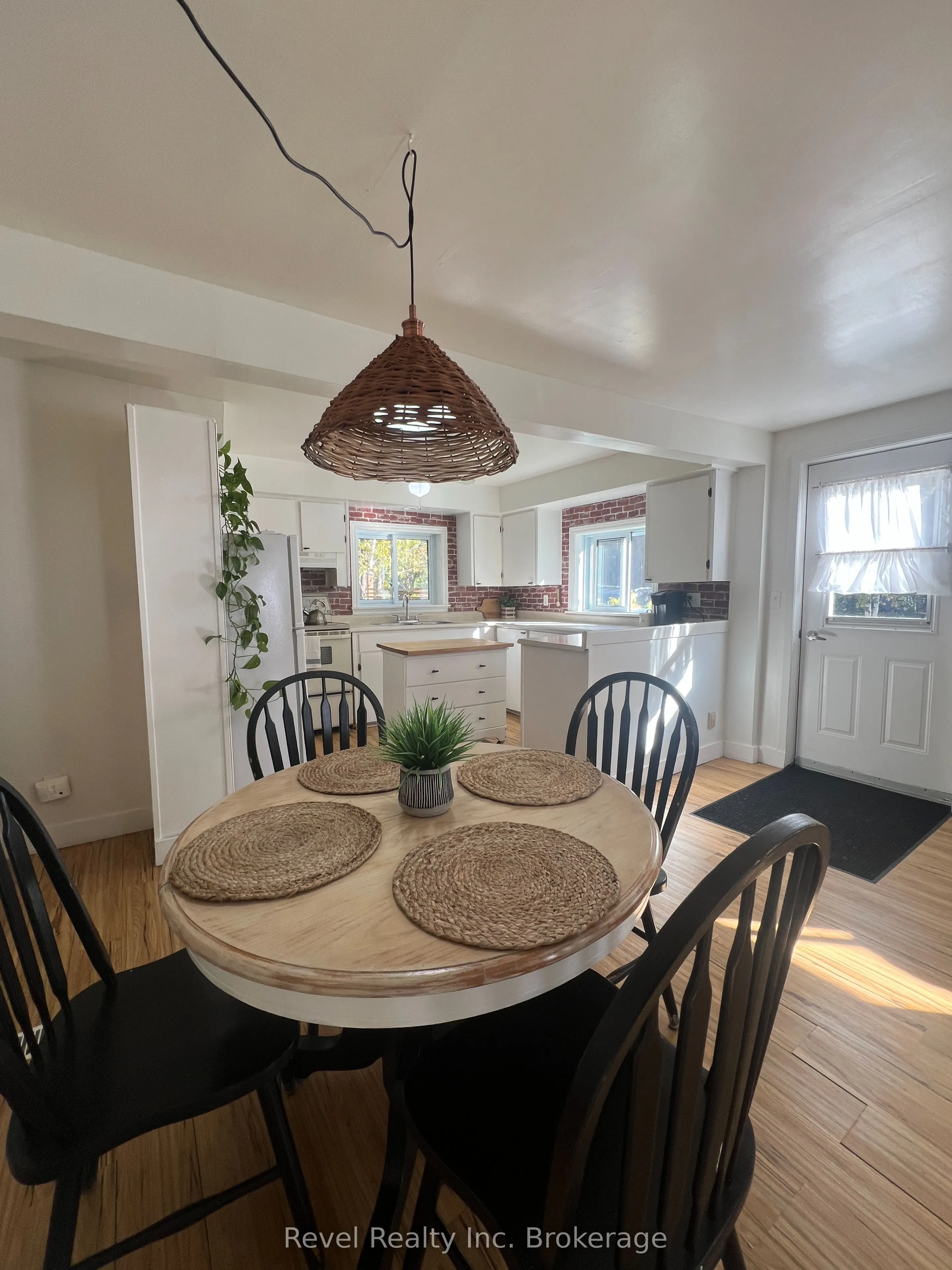 1011 Dokis Reserve Road