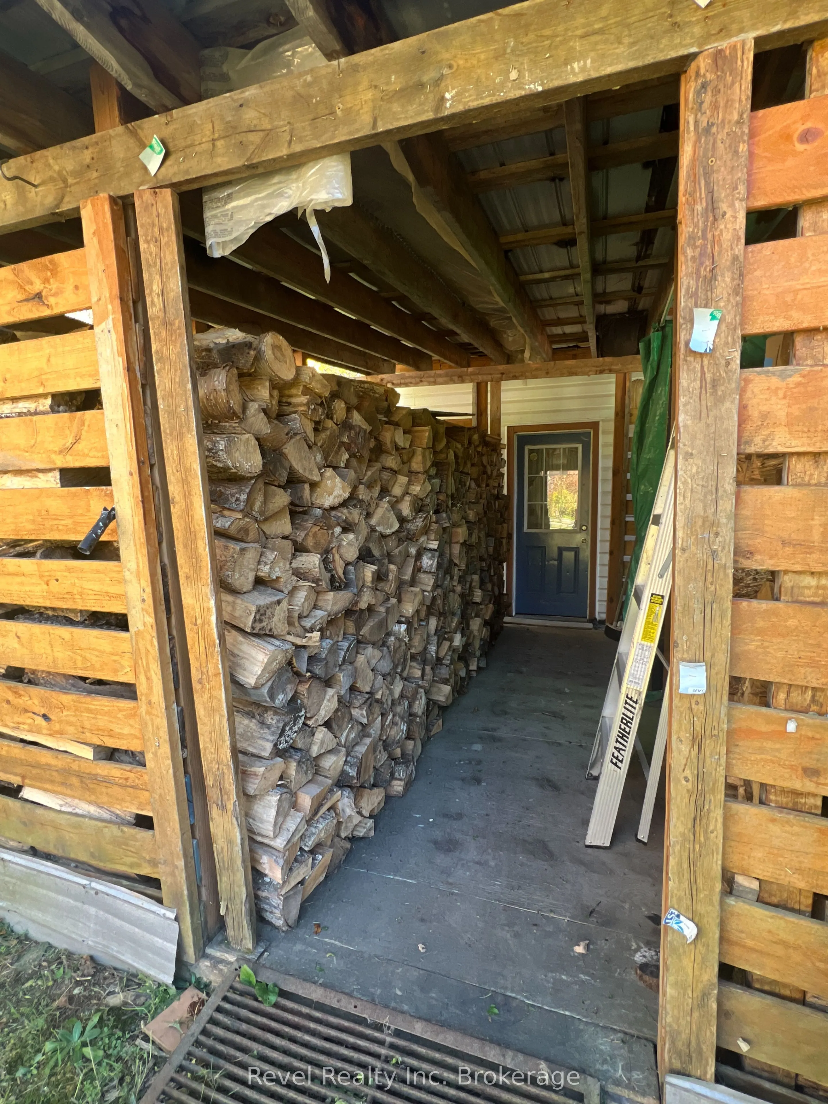 1011 Dokis Reserve Road