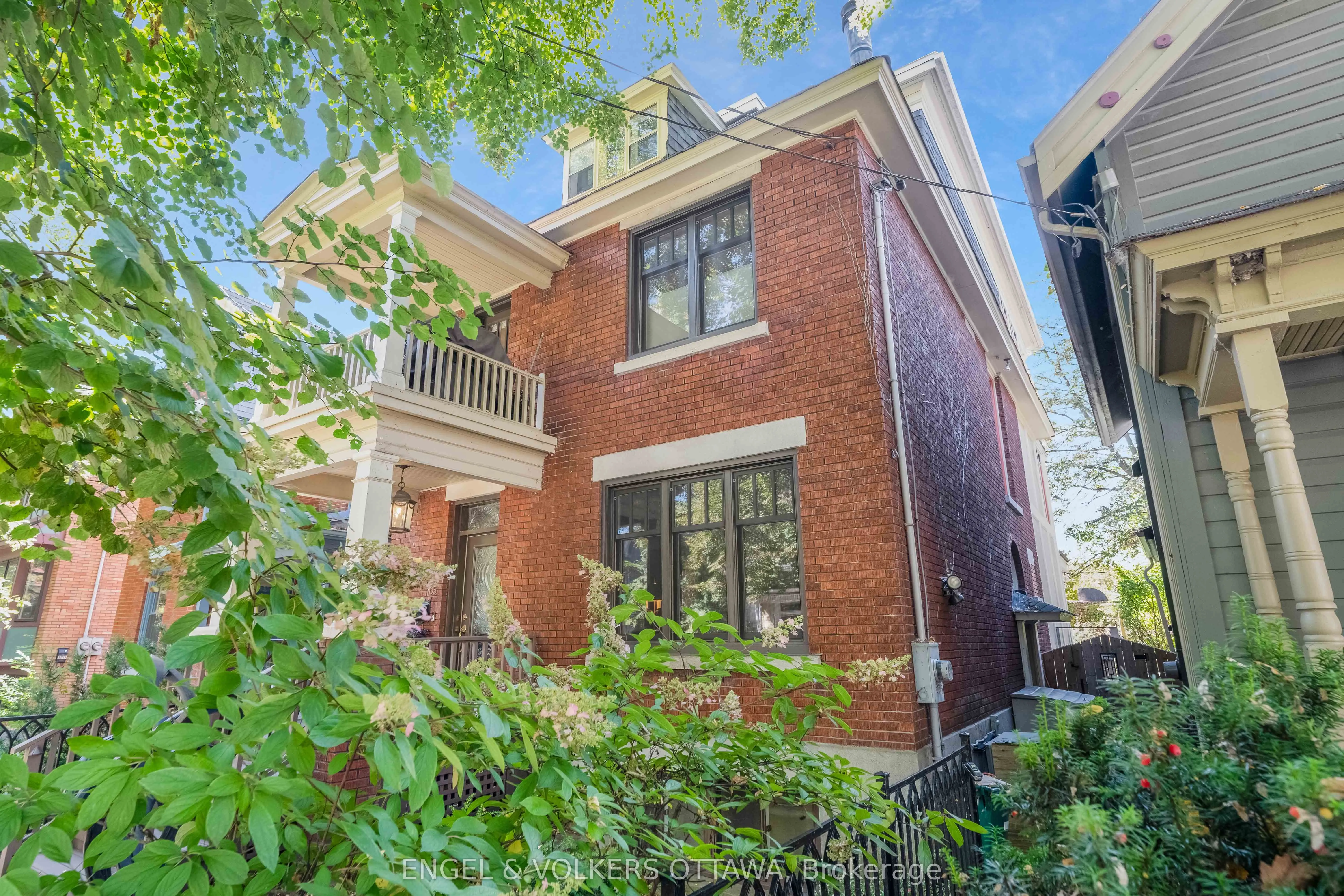 105 Stanley Avenue