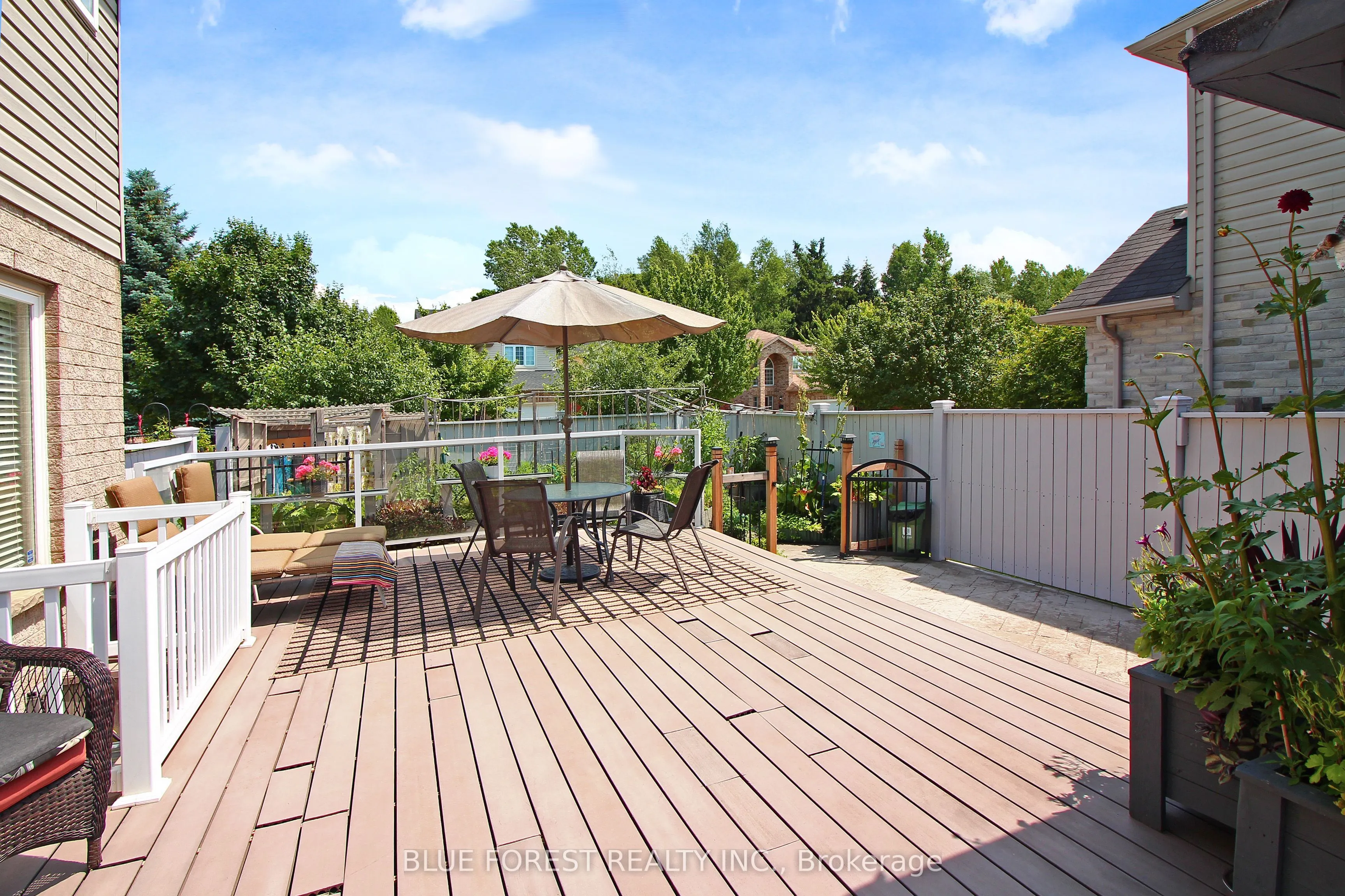 682 Hedgerow Place
