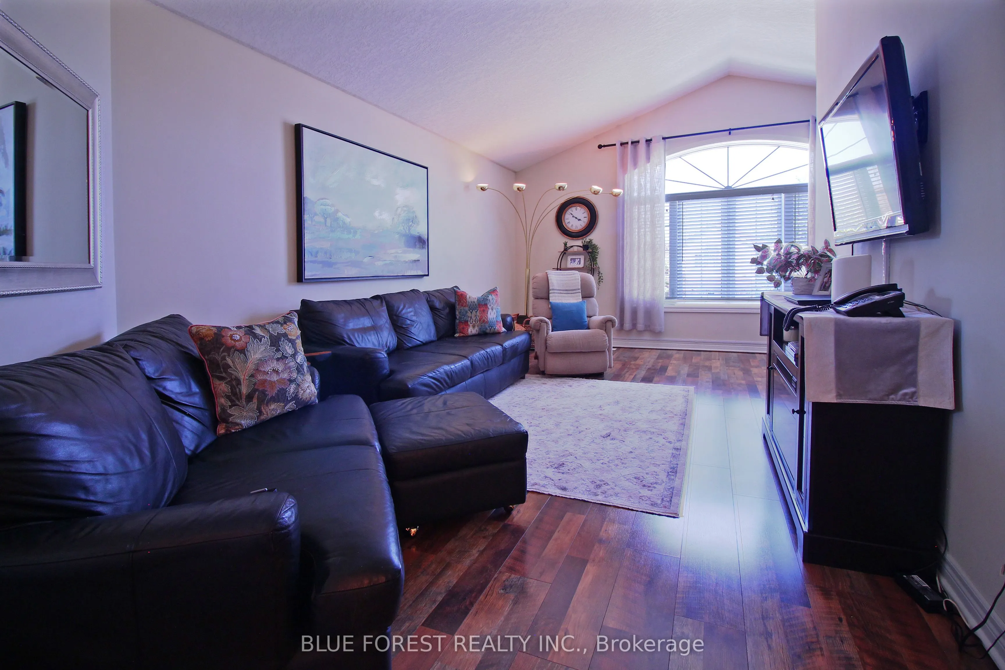 682 Hedgerow Place