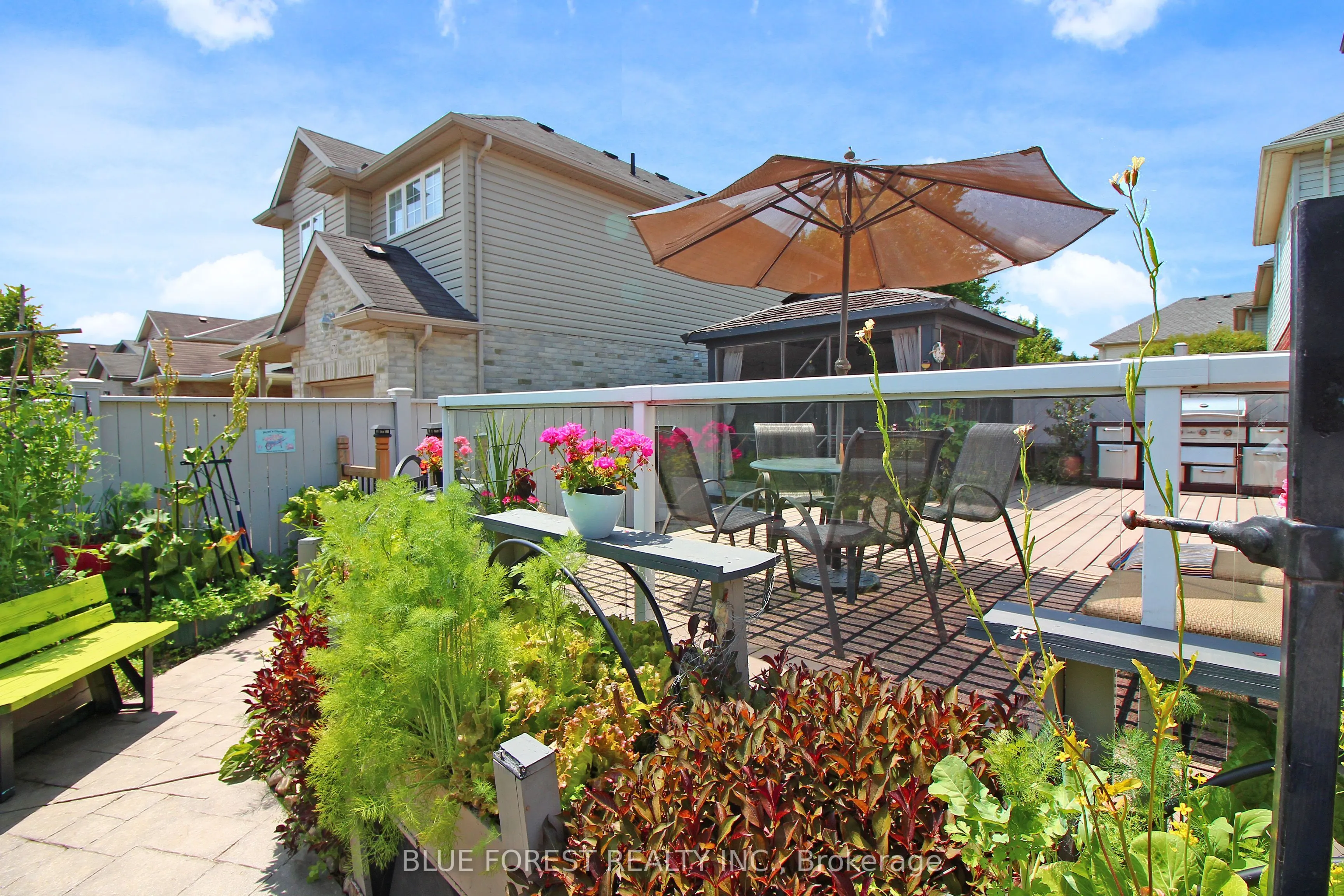682 Hedgerow Place