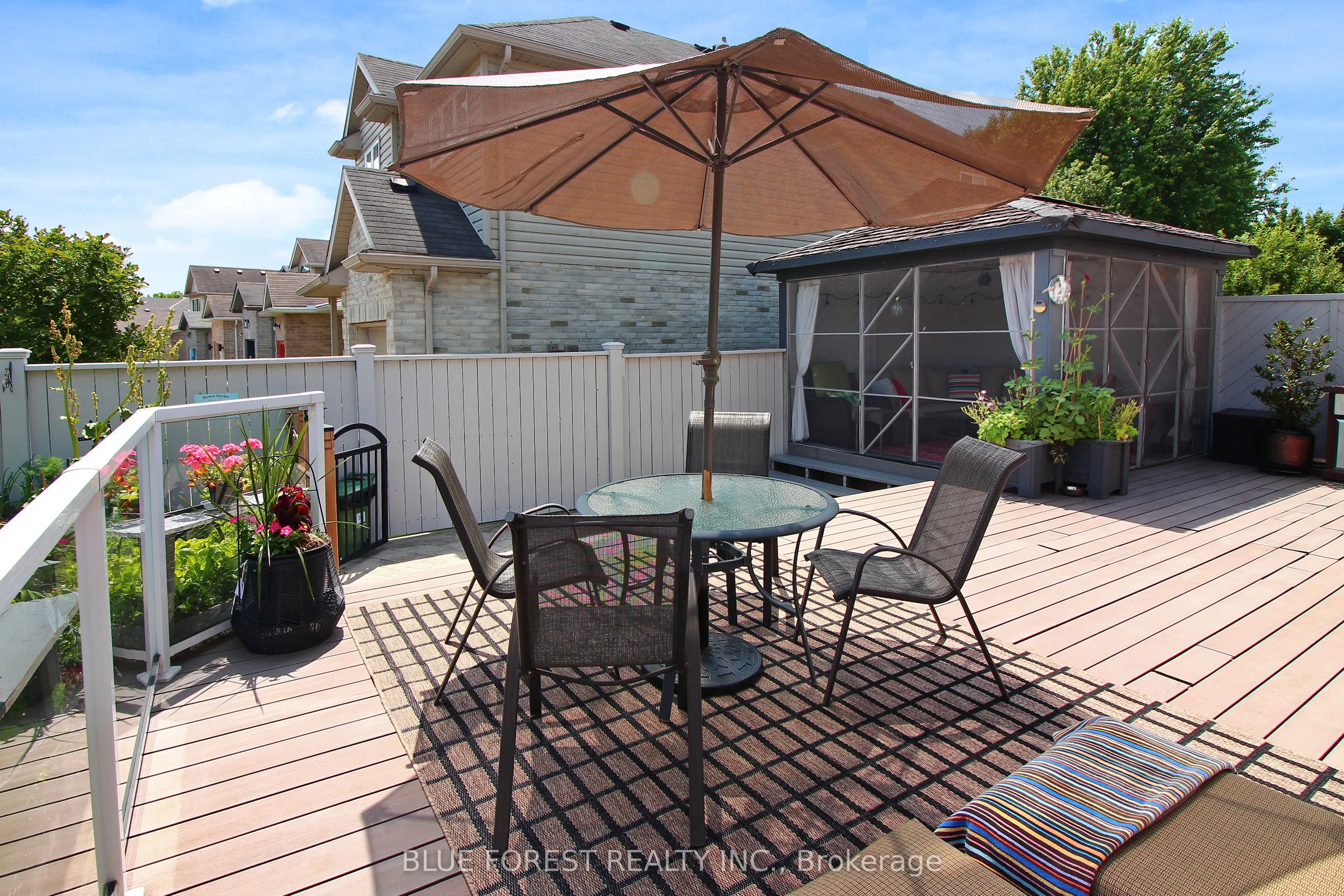 682 Hedgerow Place