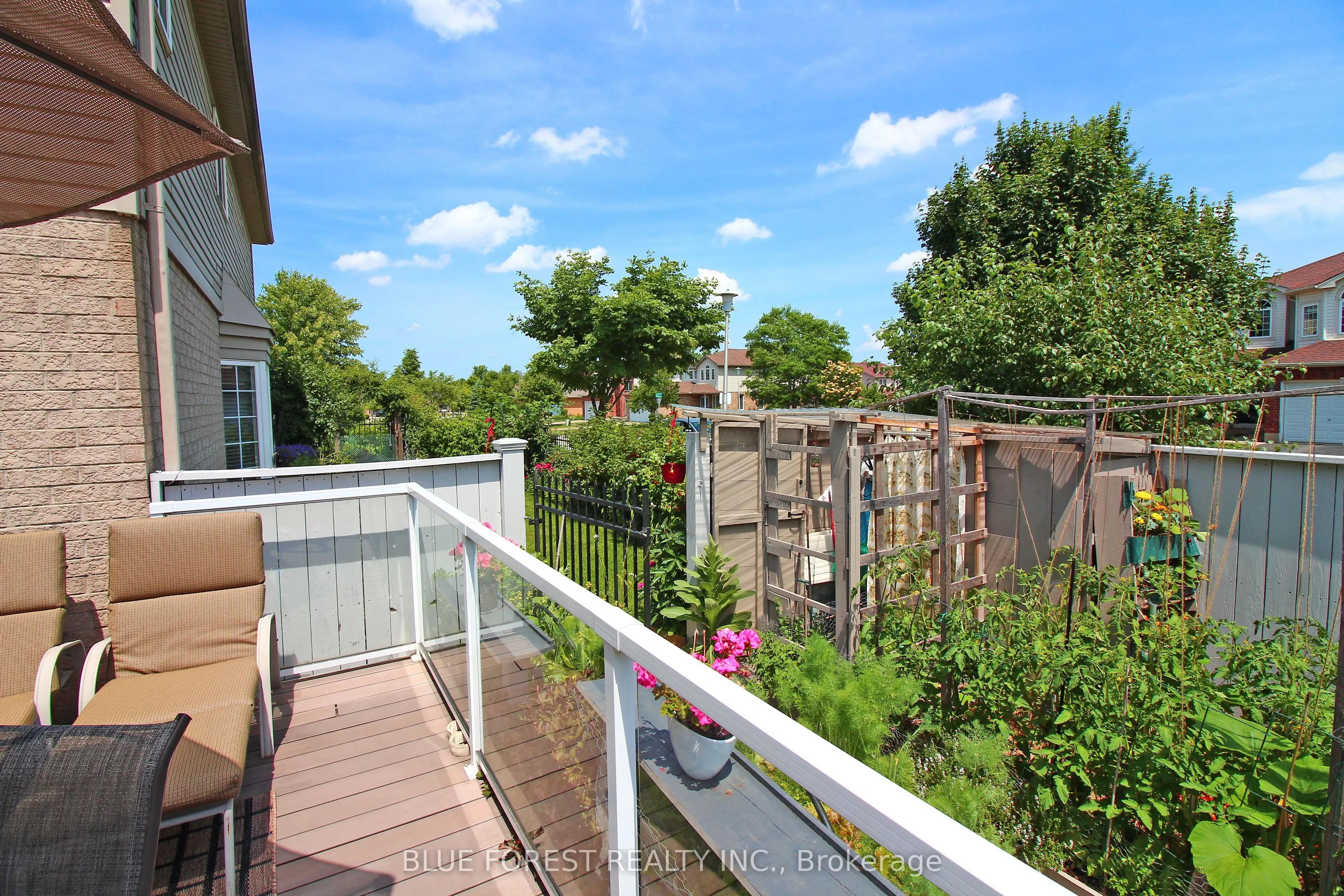 682 Hedgerow Place