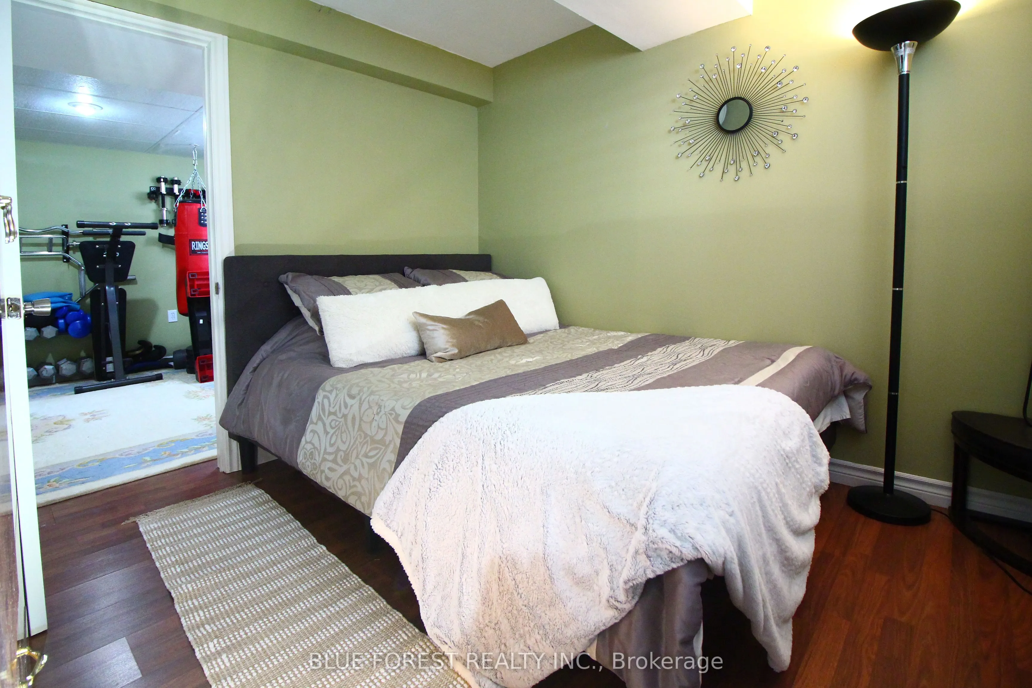 682 Hedgerow Place