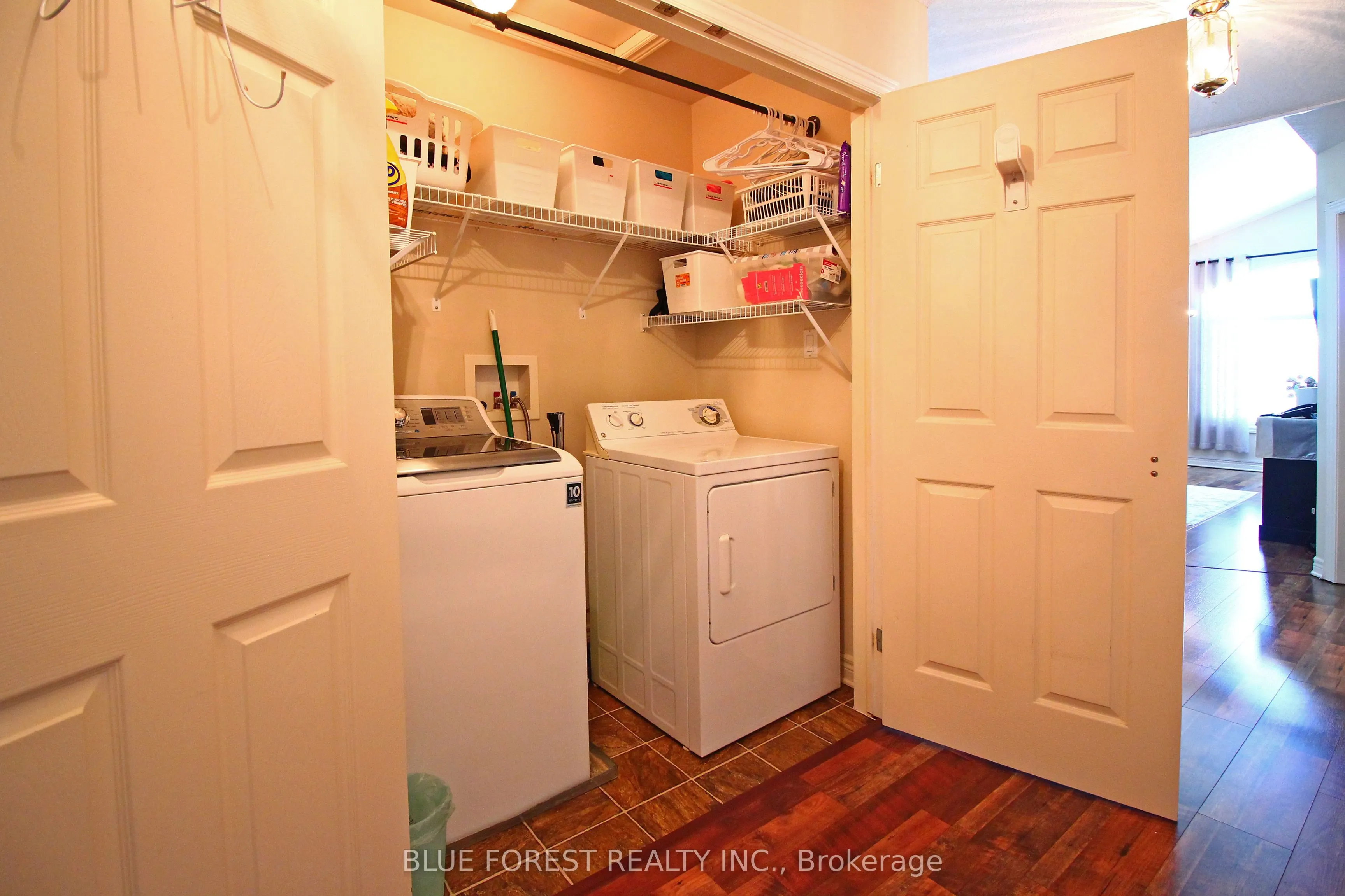 682 Hedgerow Place