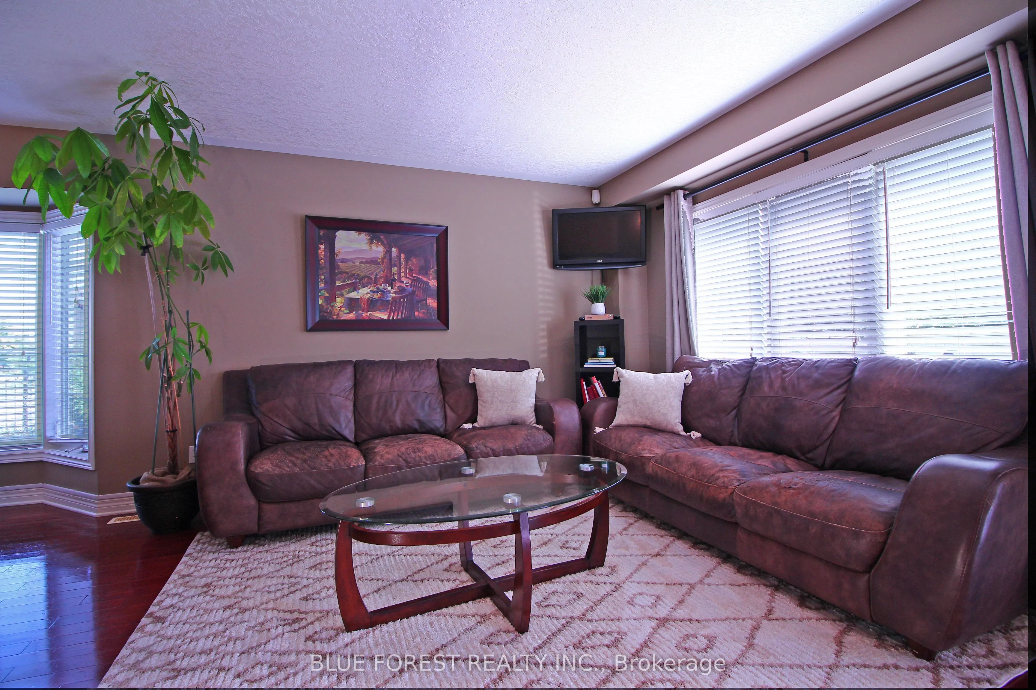 682 Hedgerow Place