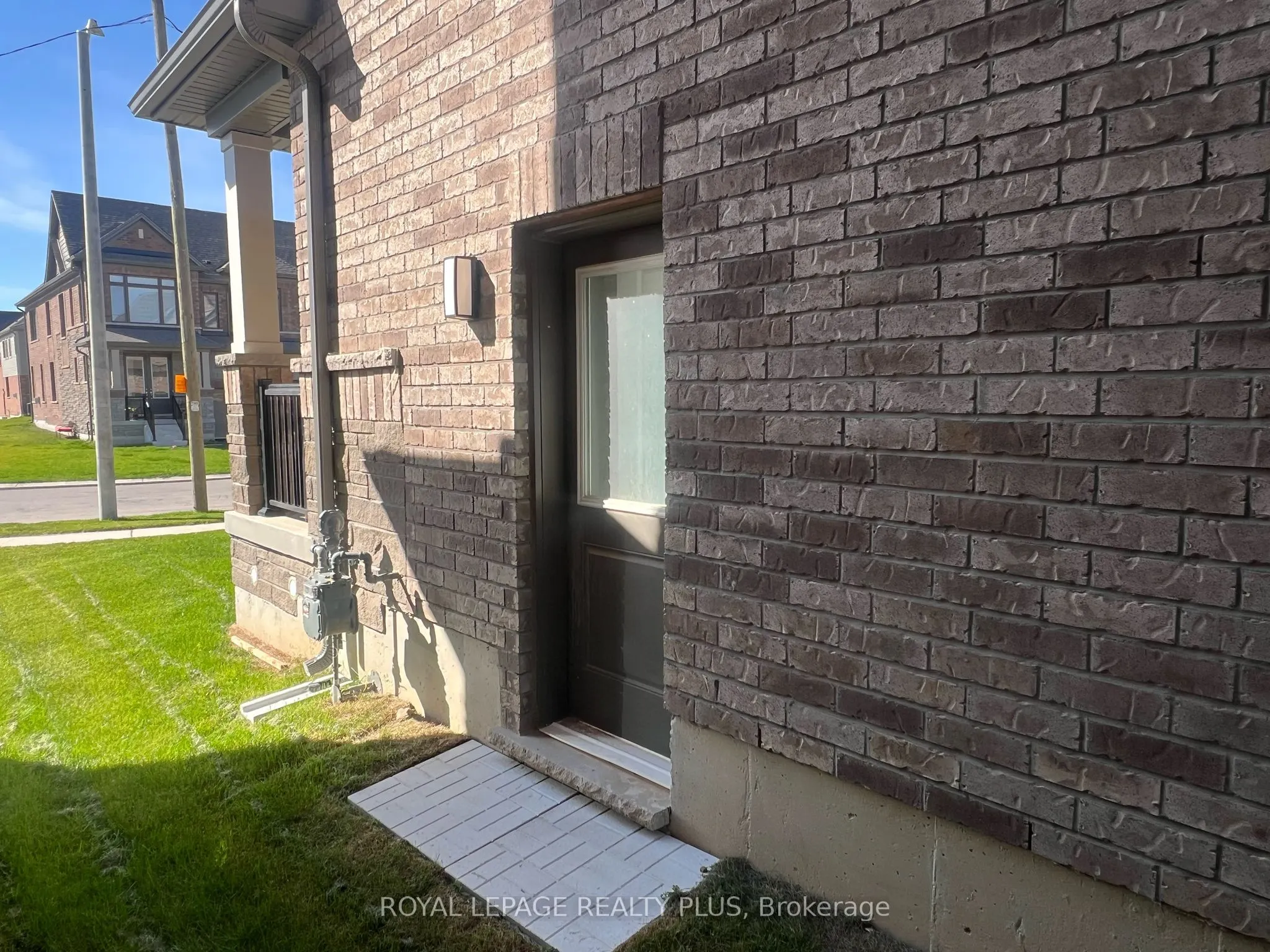 249 Leslie Davis Street