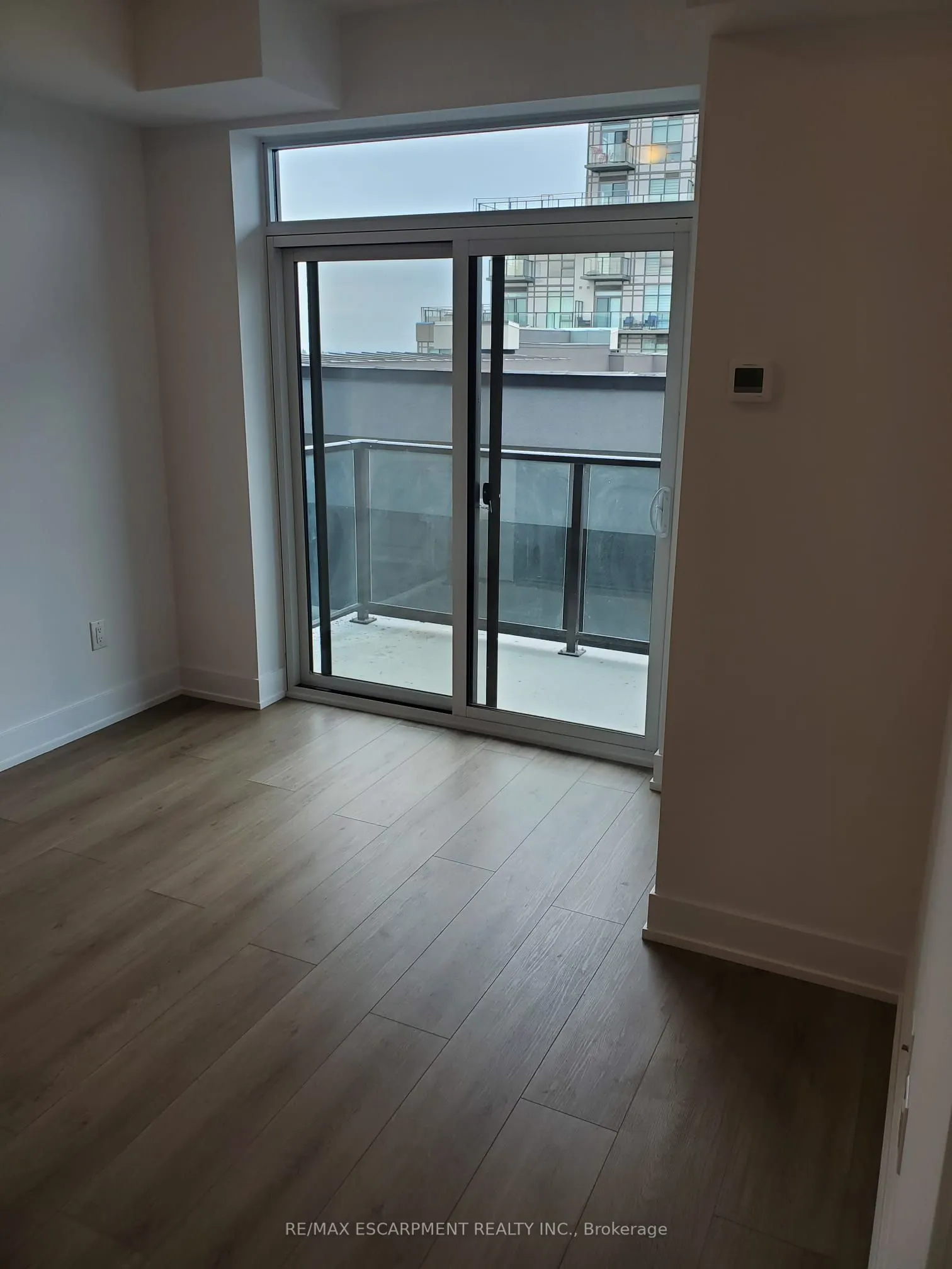 470 Dundas Street E, #601