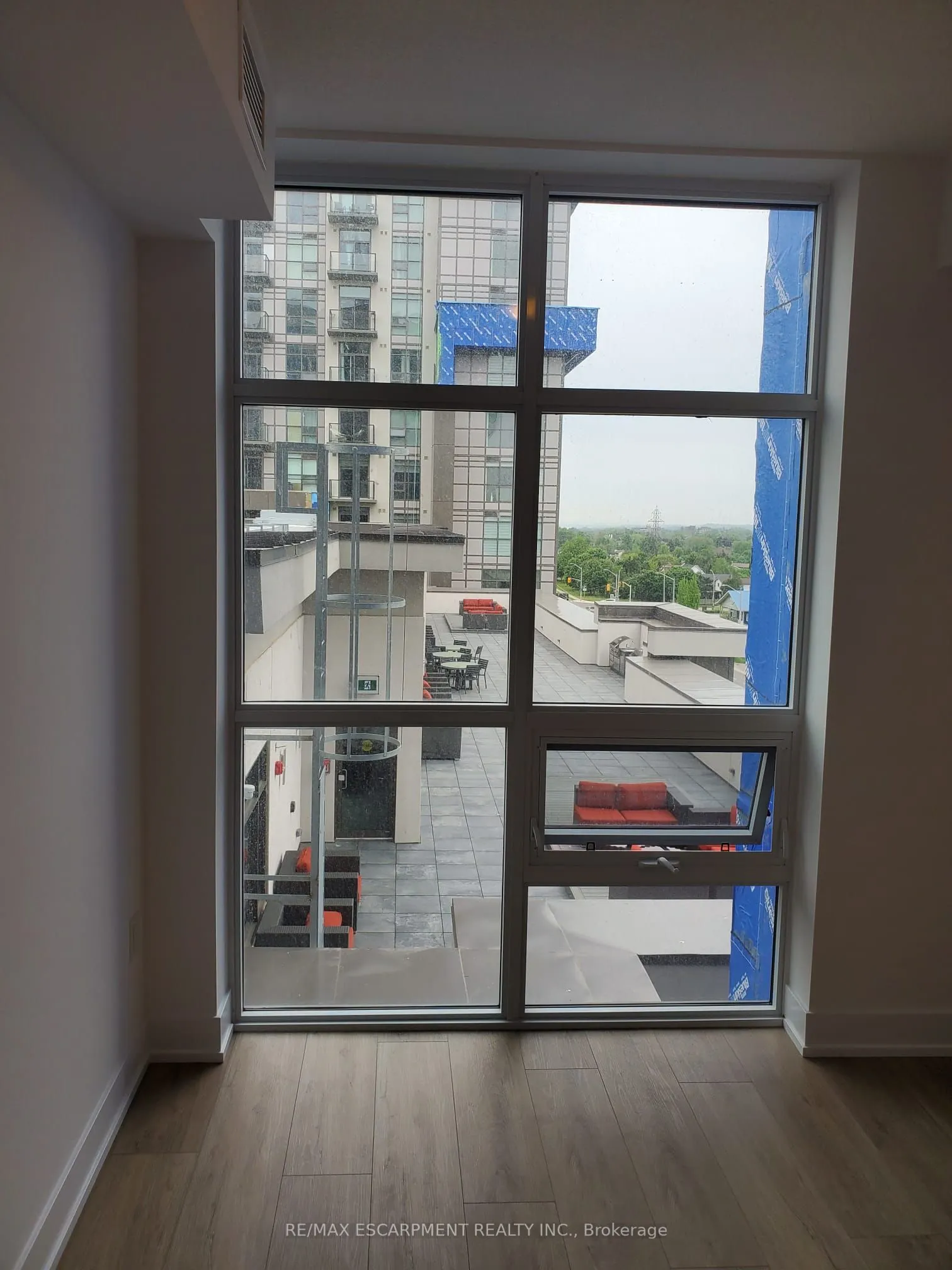 470 Dundas Street E, #601