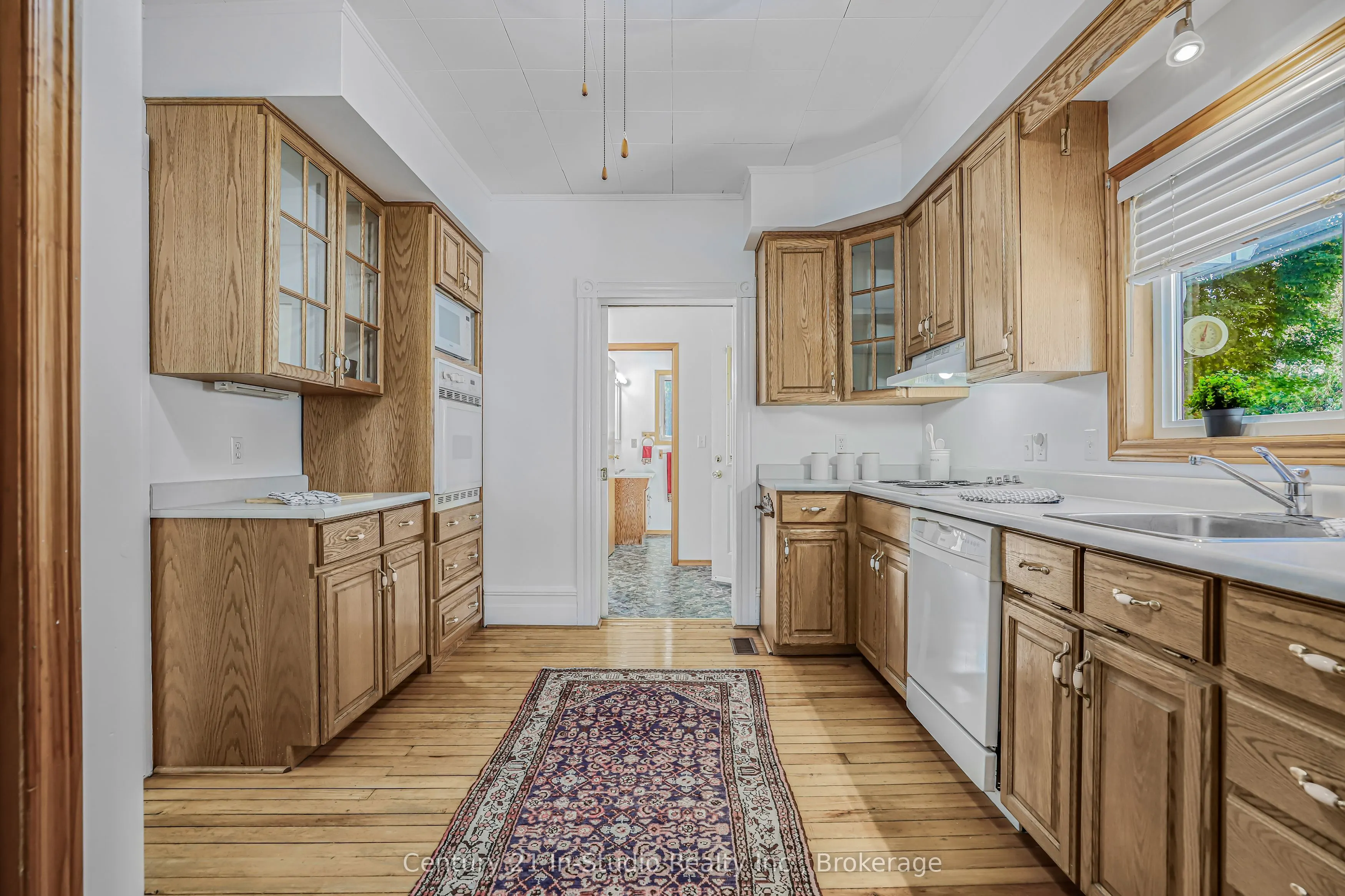 26 Wellington Avenue S