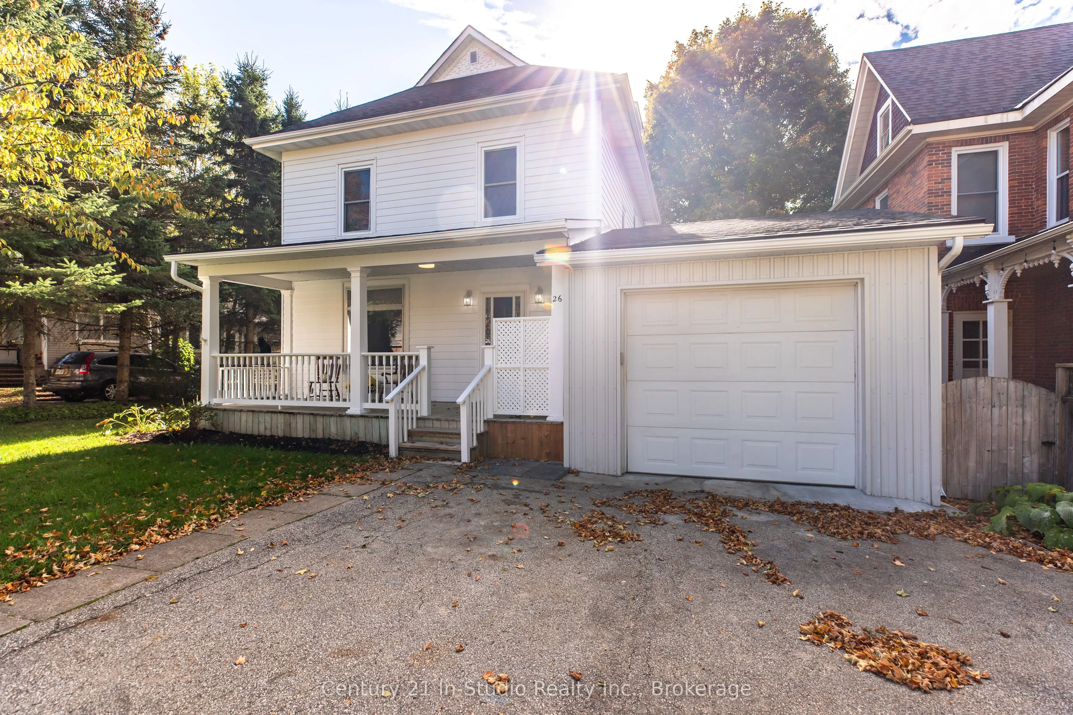 26 Wellington Avenue S