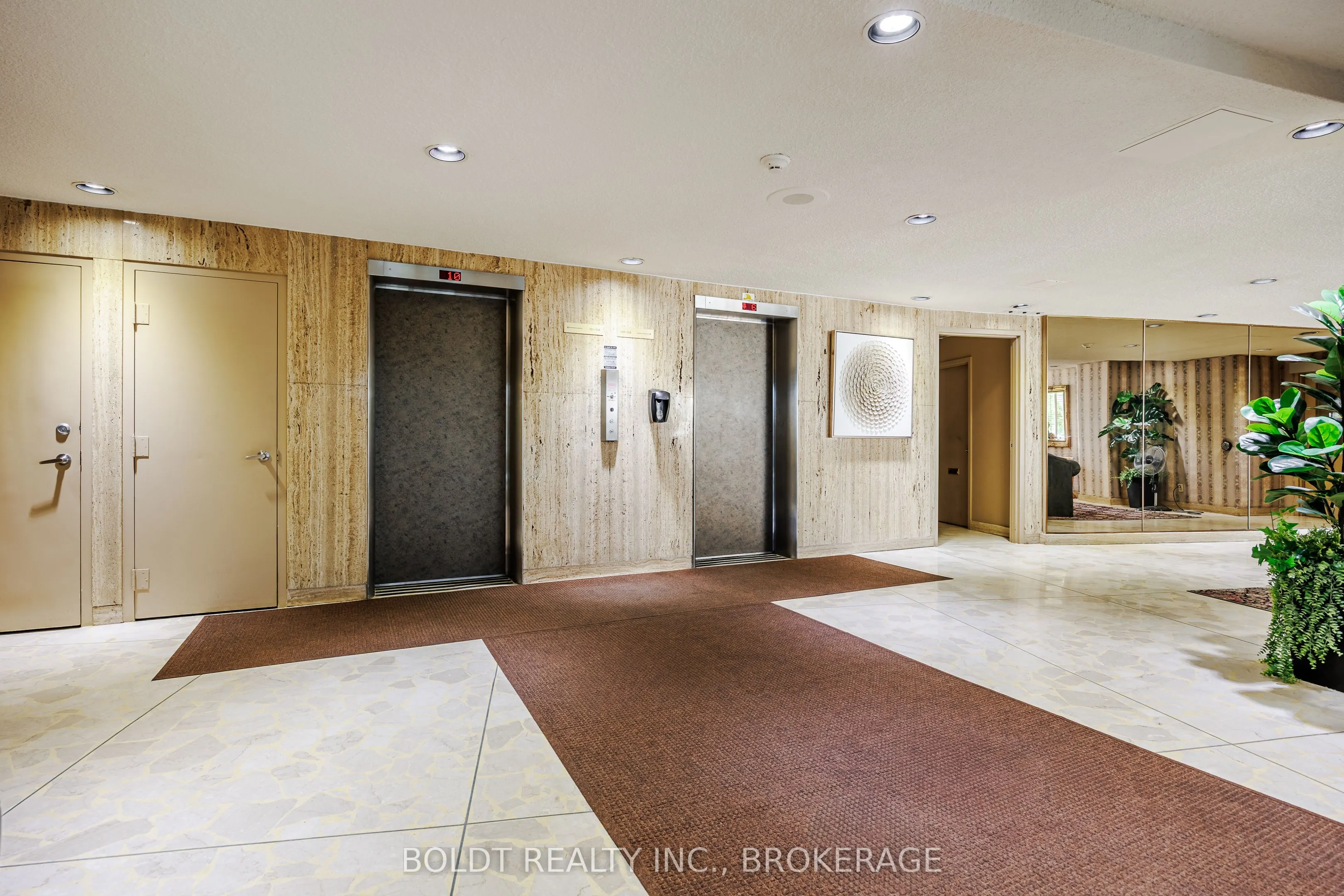 15 Towering Heights Boulevard, #1008
