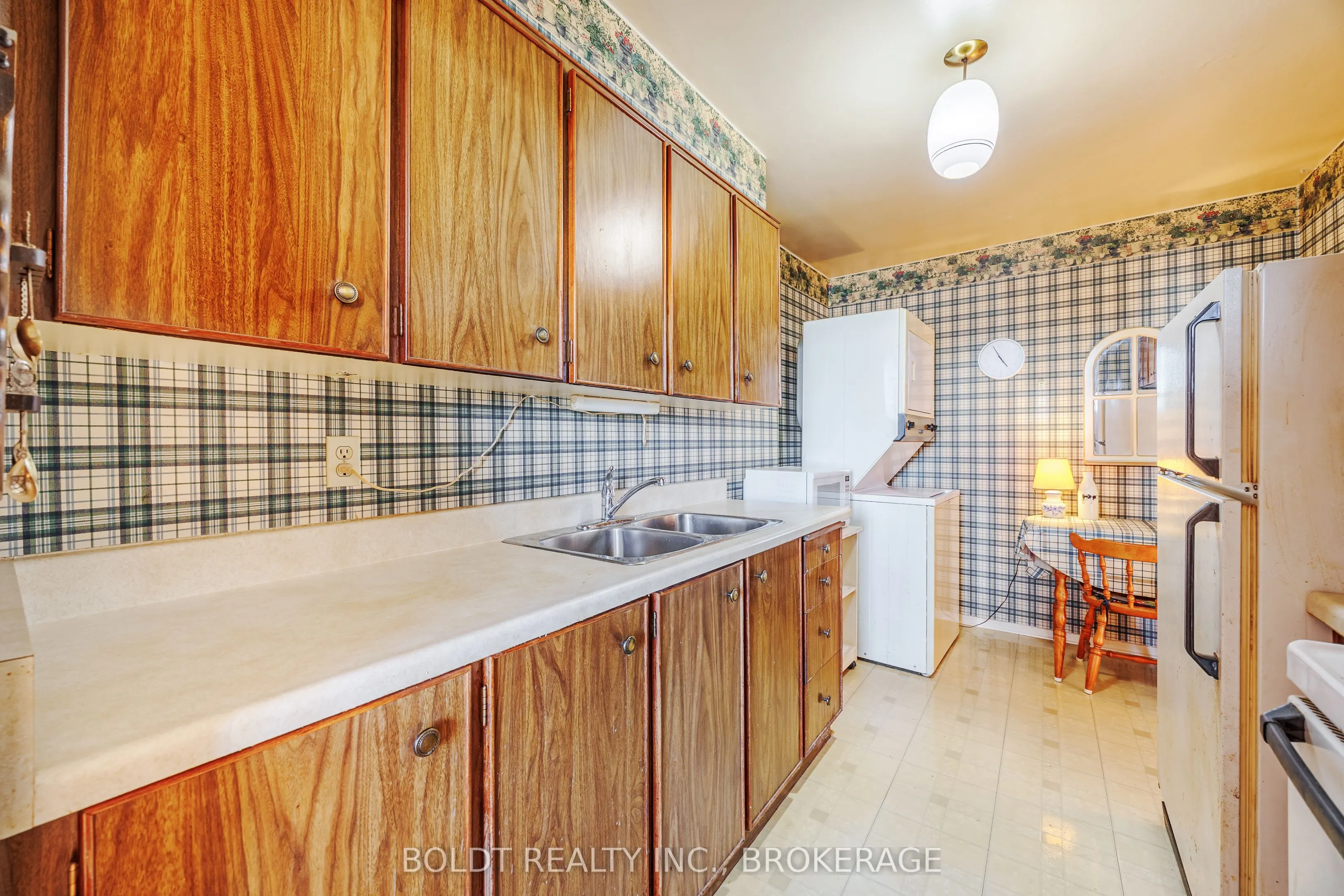 15 Towering Heights Boulevard, #1008