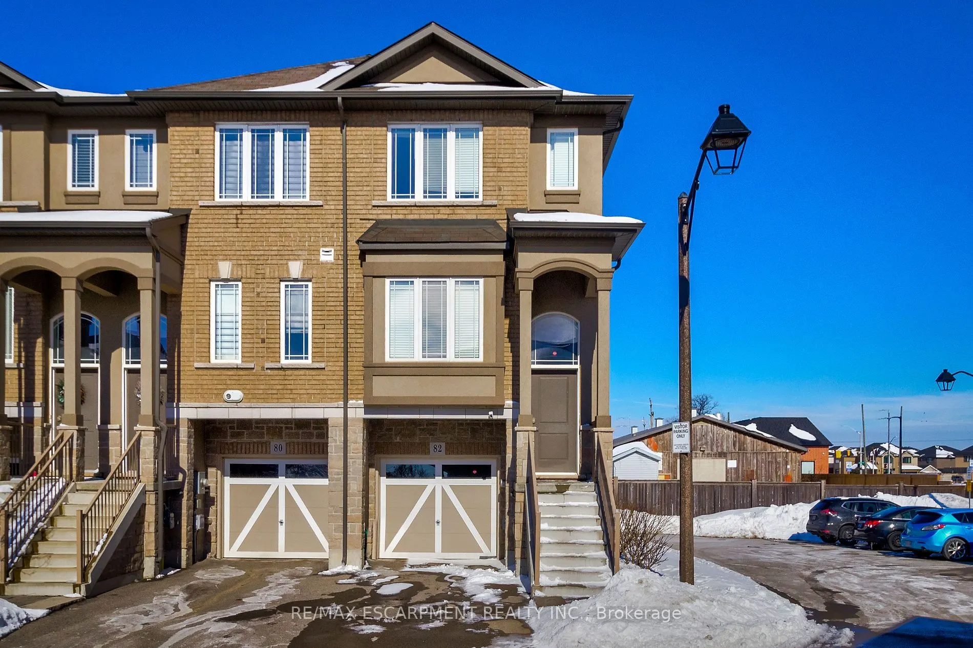 82 Bloom Crescent
