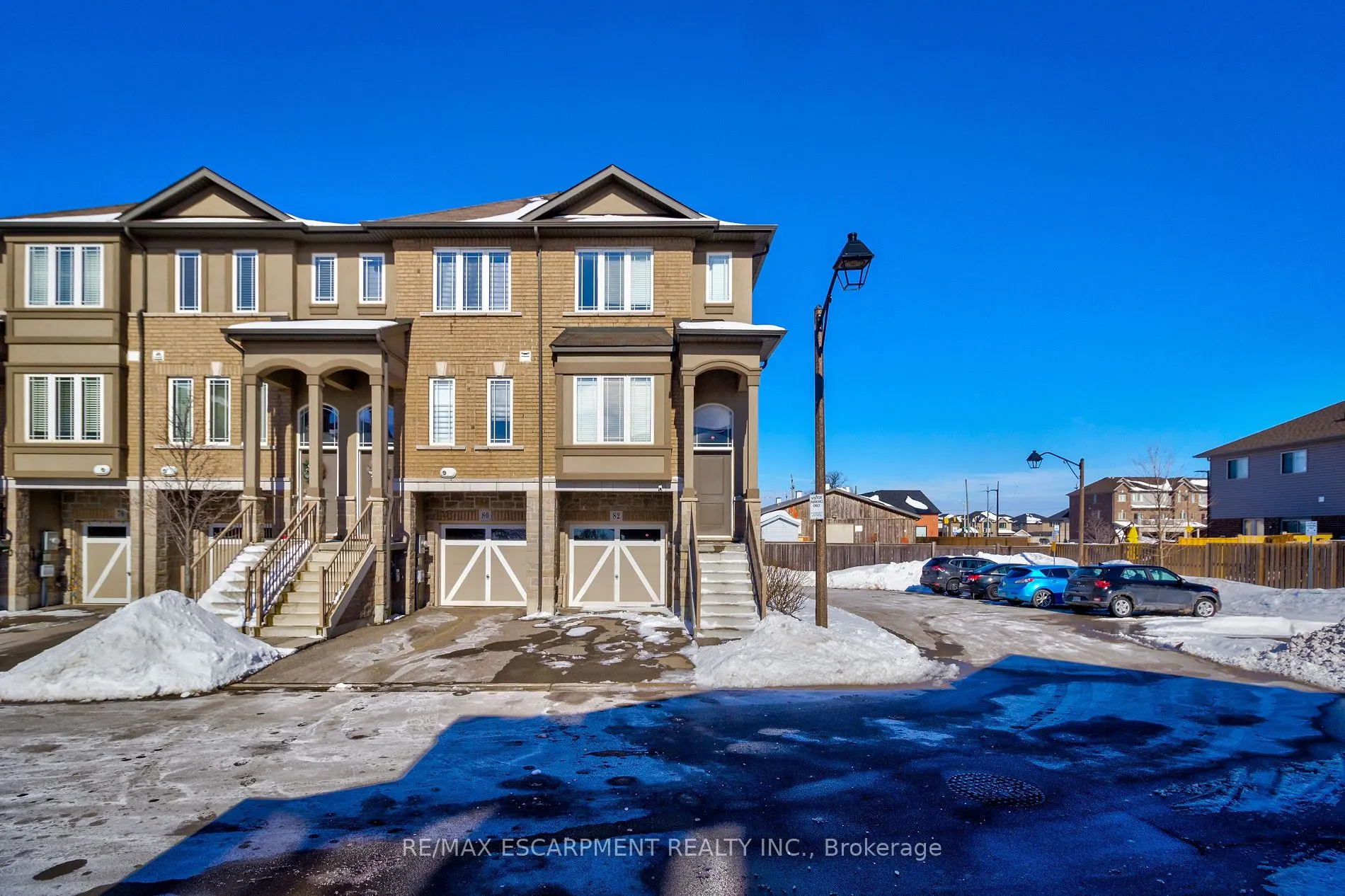 82 Bloom Crescent