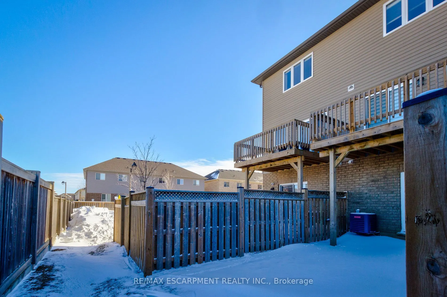82 Bloom Crescent