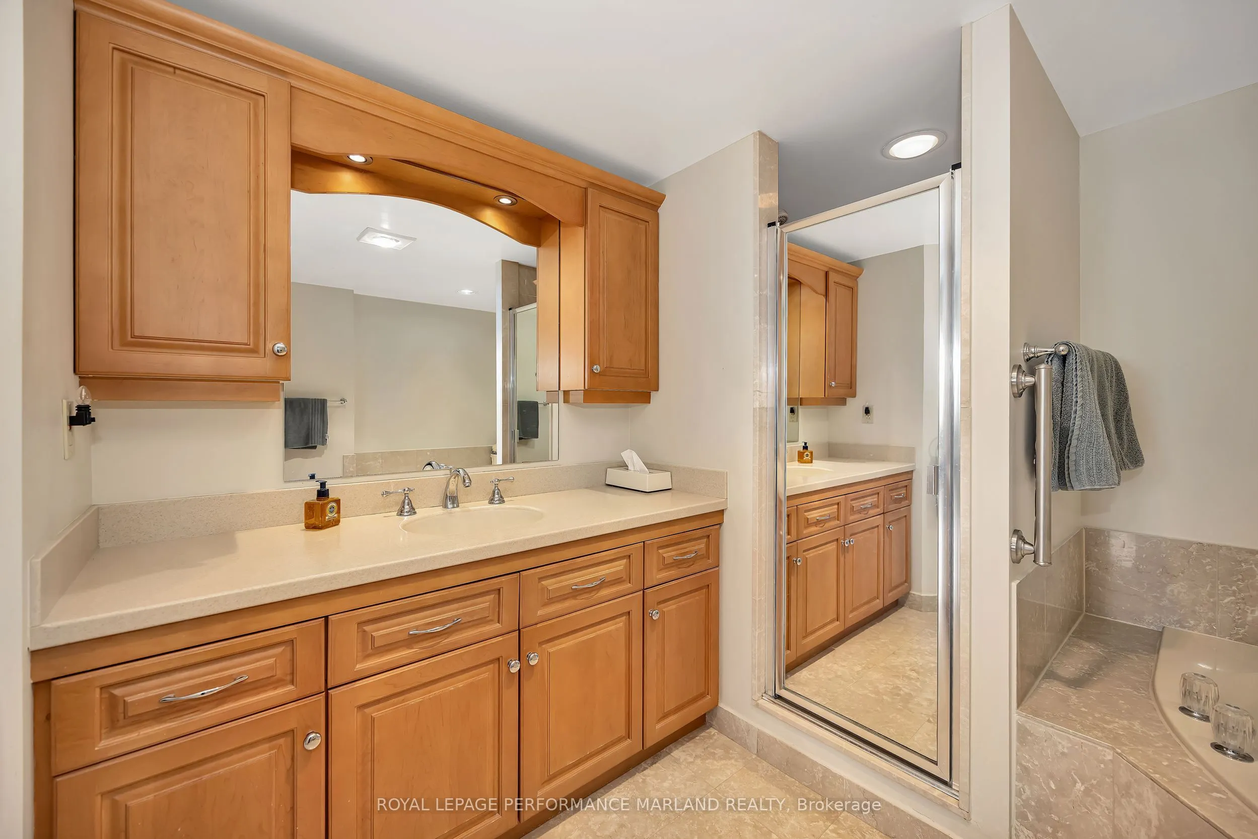 1510 Riverside Drive, #2007