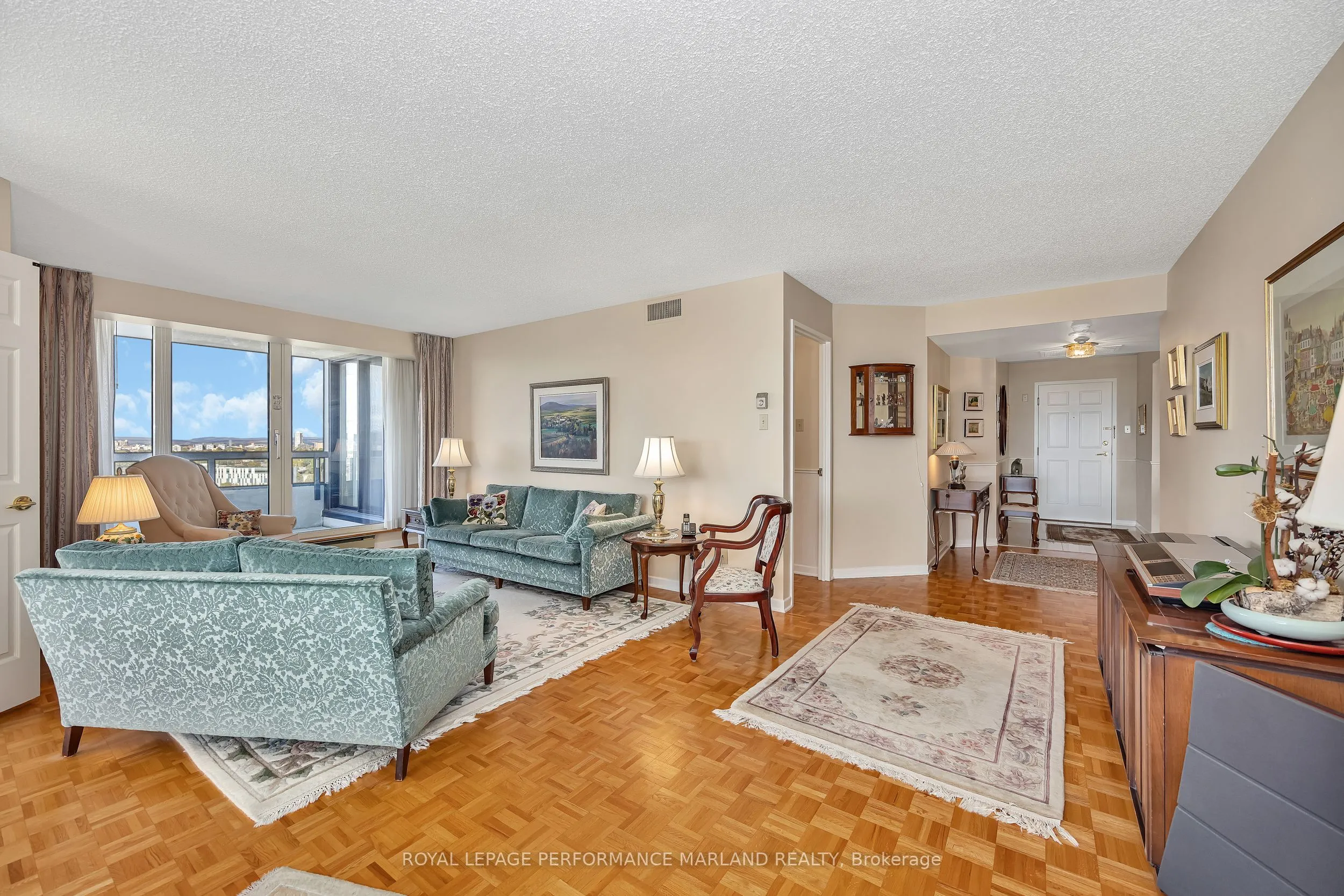 1510 Riverside Drive, #2007