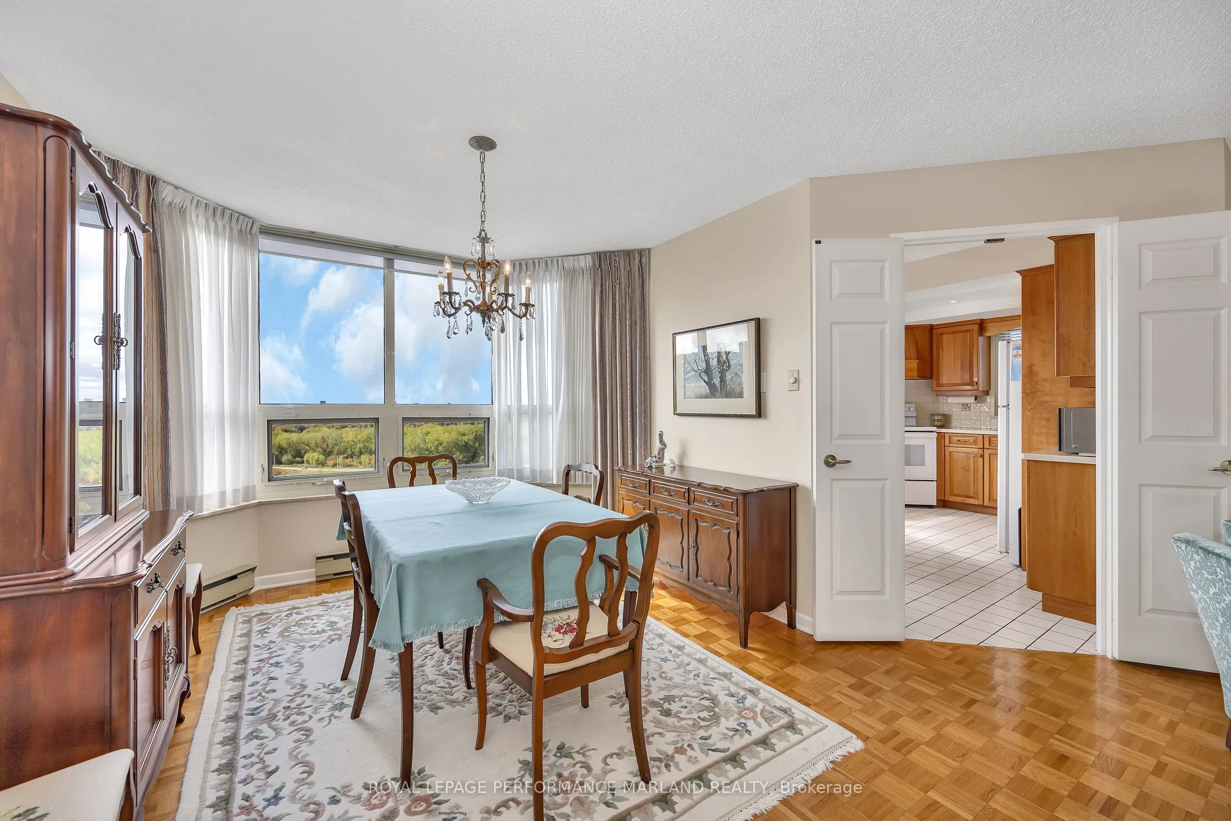 1510 Riverside Drive, #2007