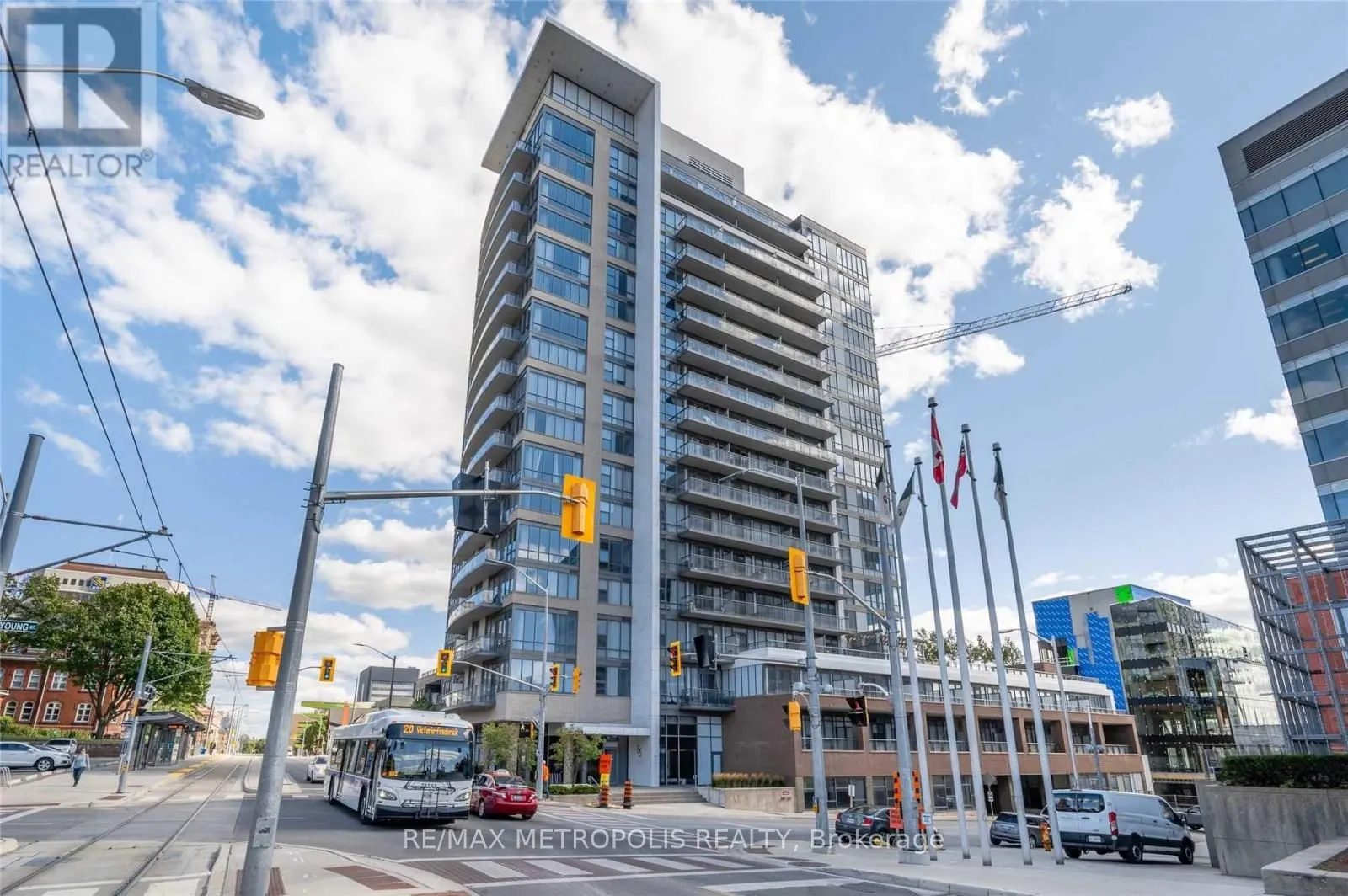 85 Duke Street, #110