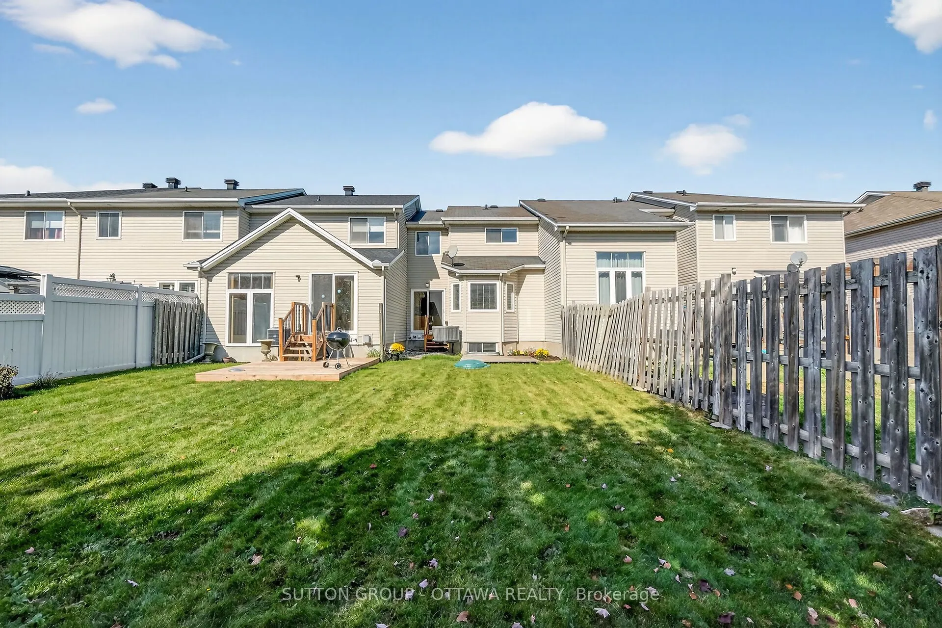 990 Markwick Crescent