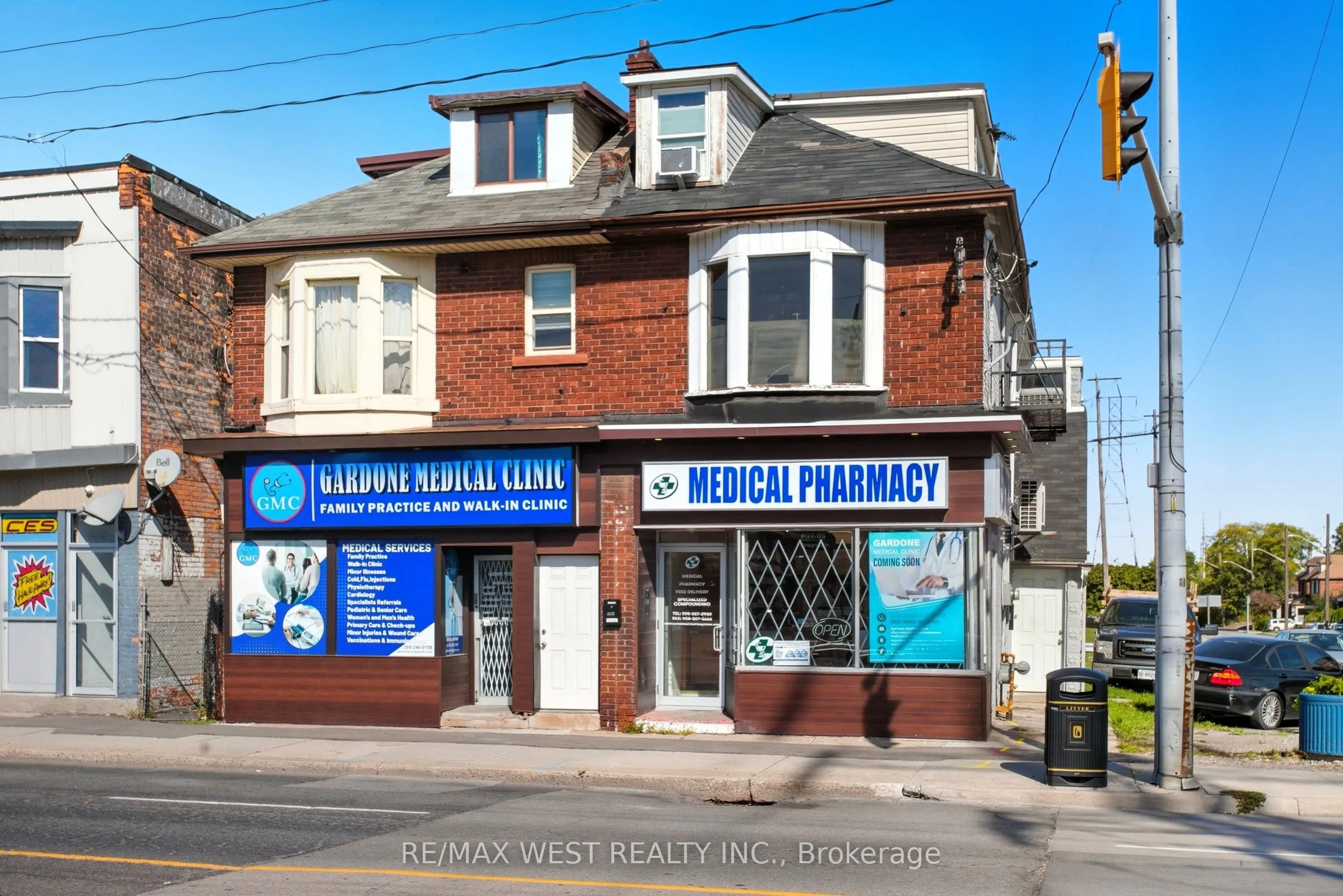 597 Barton Street E
