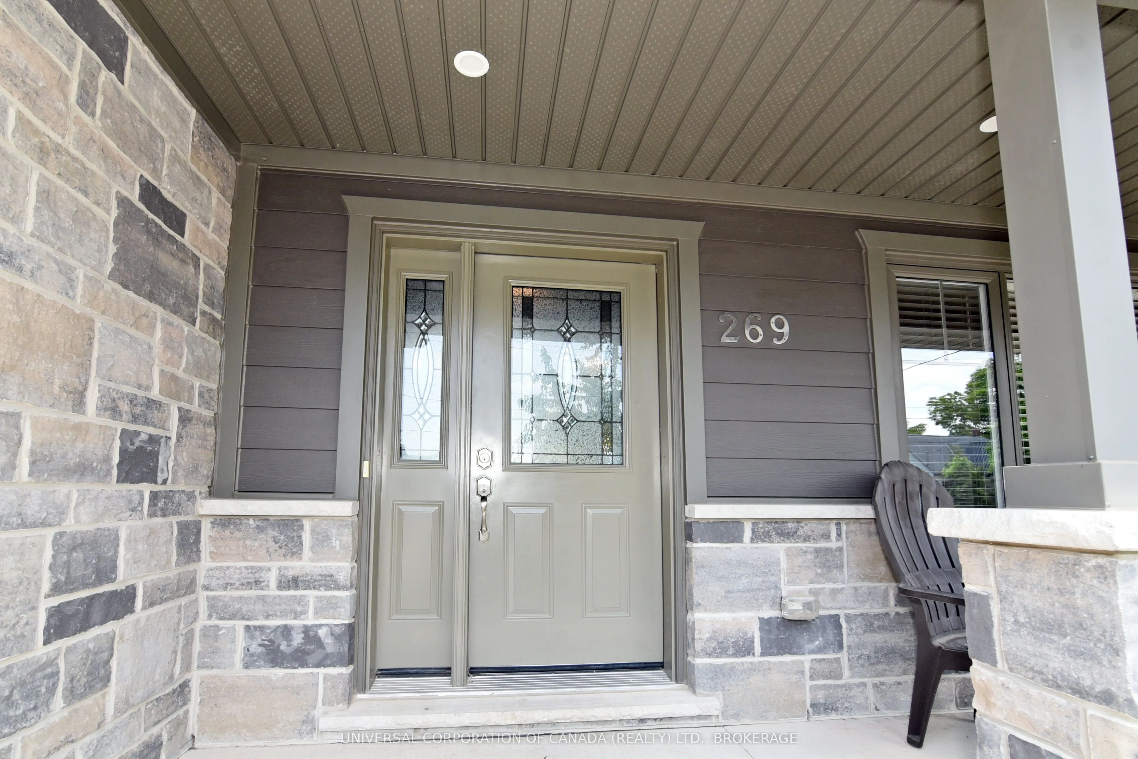 269 Sydenham Street E
