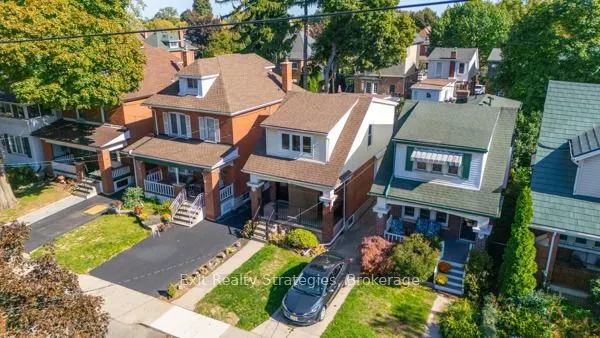 105 Rothsay Avenue