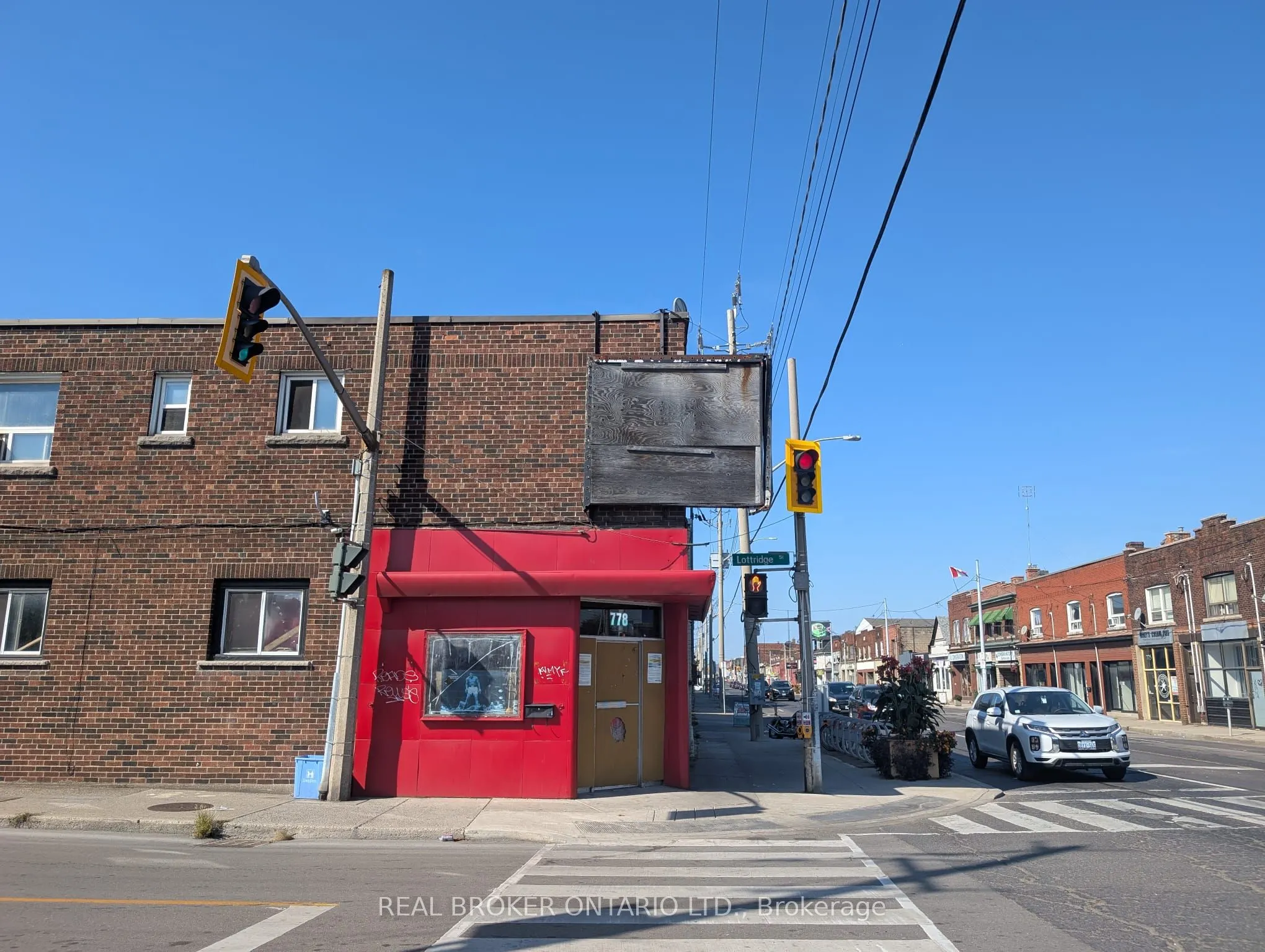 778 Barton Street E